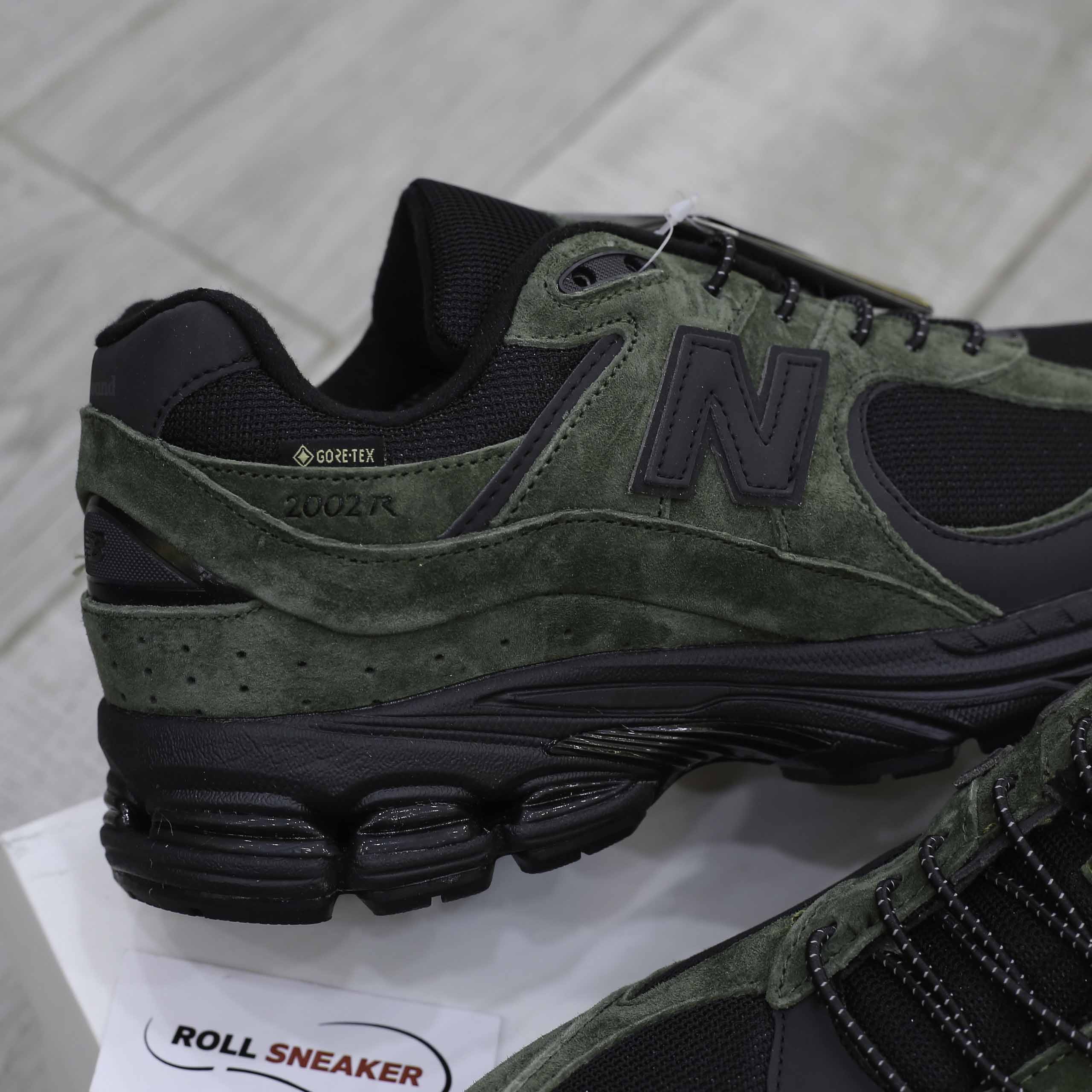 Giày New Balance 2002R x GORE-TEX Pine Like Auth
