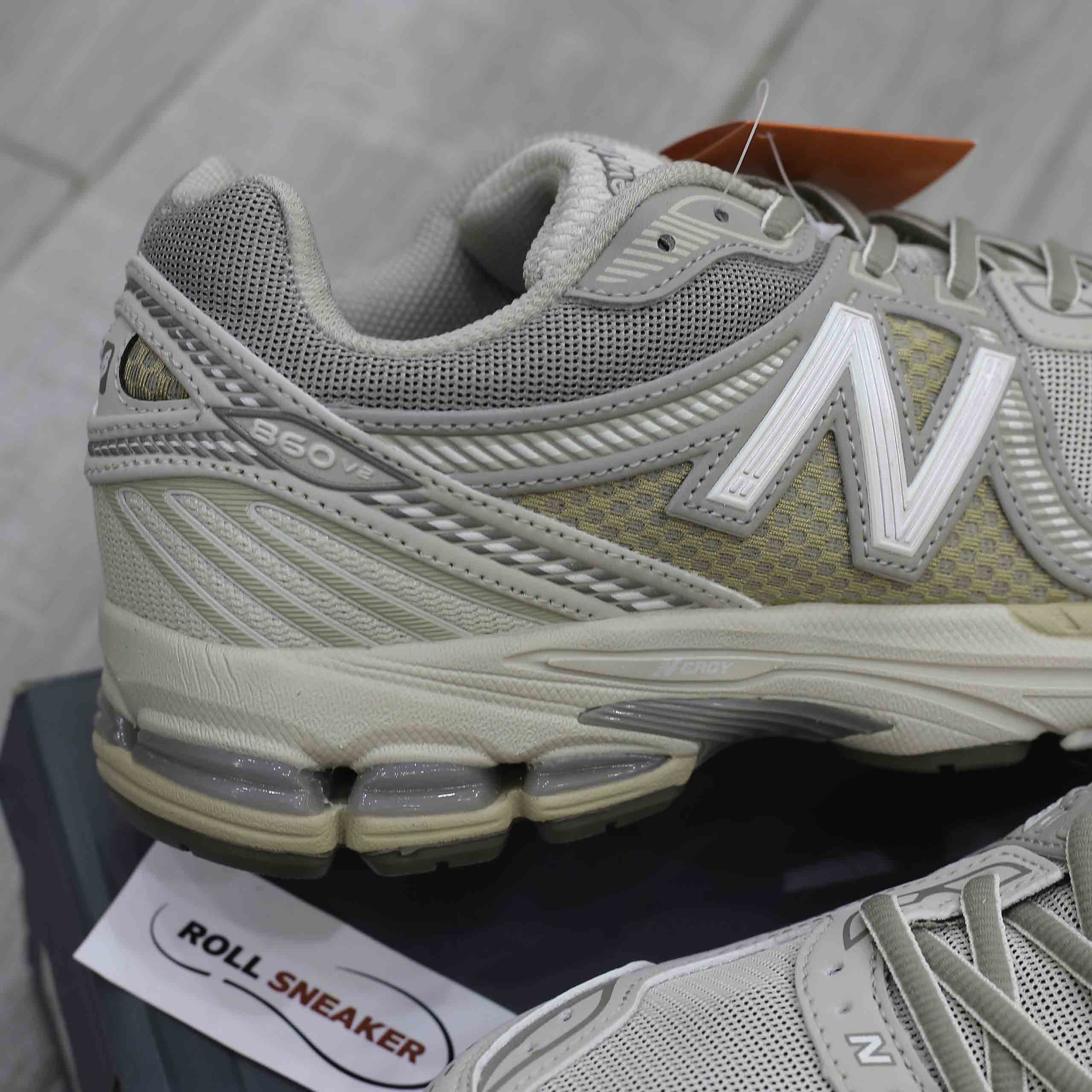 Giày New Balance 860v2 - Mars Like Auth