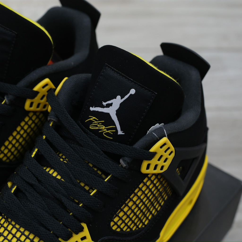 Giày Air Jordan 4 Retro Thunder (2023) Best Quality