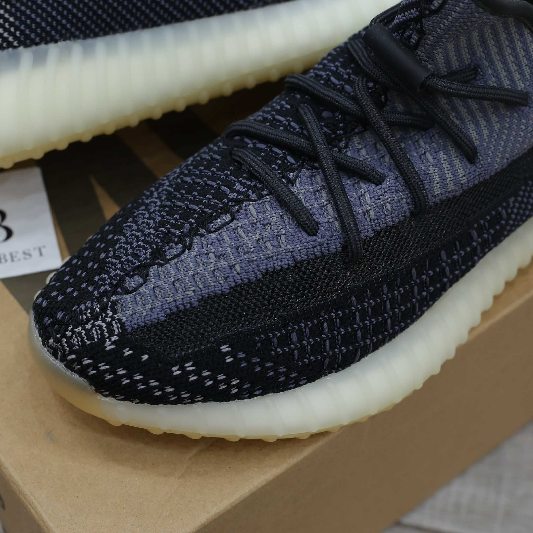 Giày Adidas YEEZY BOOST 350 V2 'CARBON'