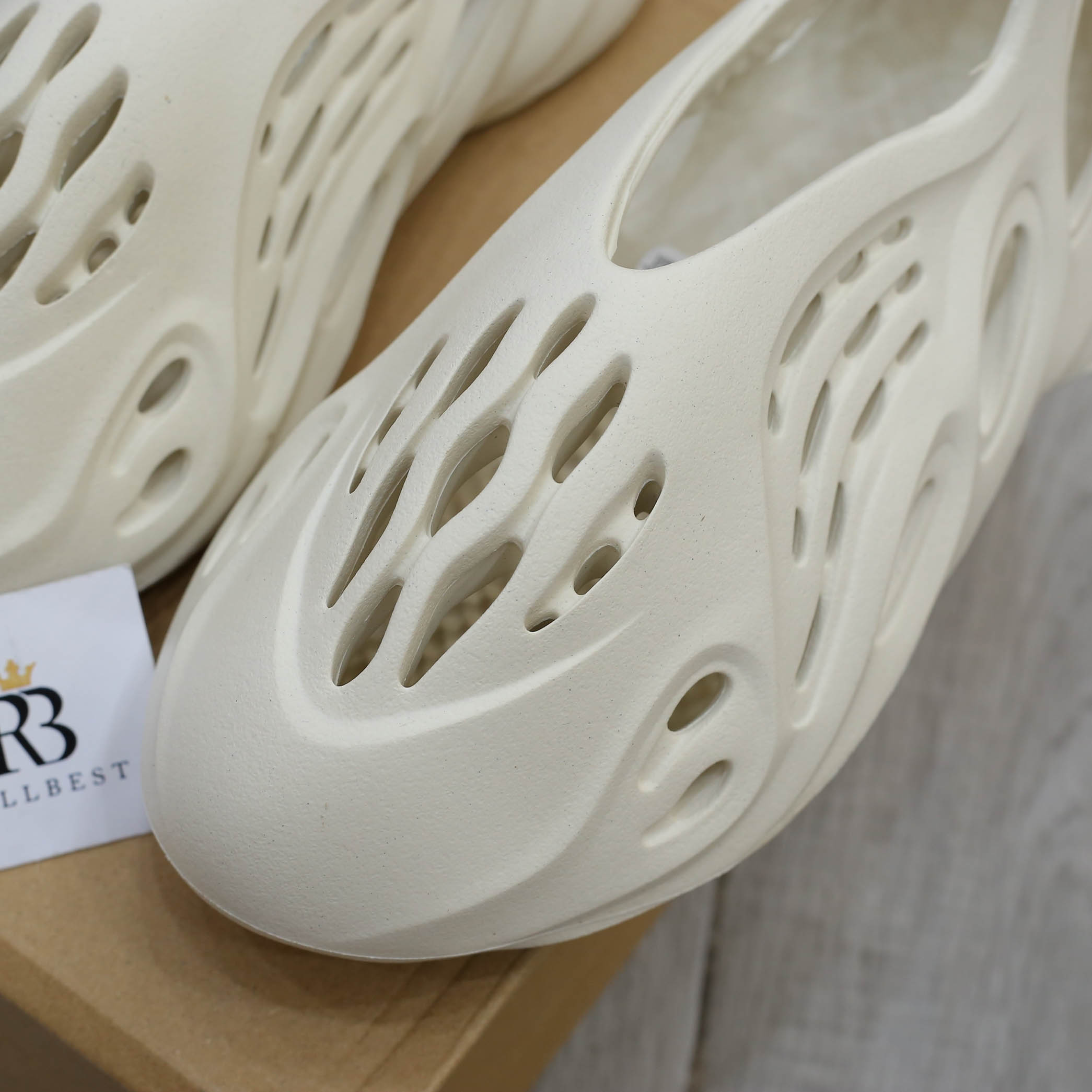 Giày Adidas Yeezy Foam Runner ‘Sand’ Best Quality