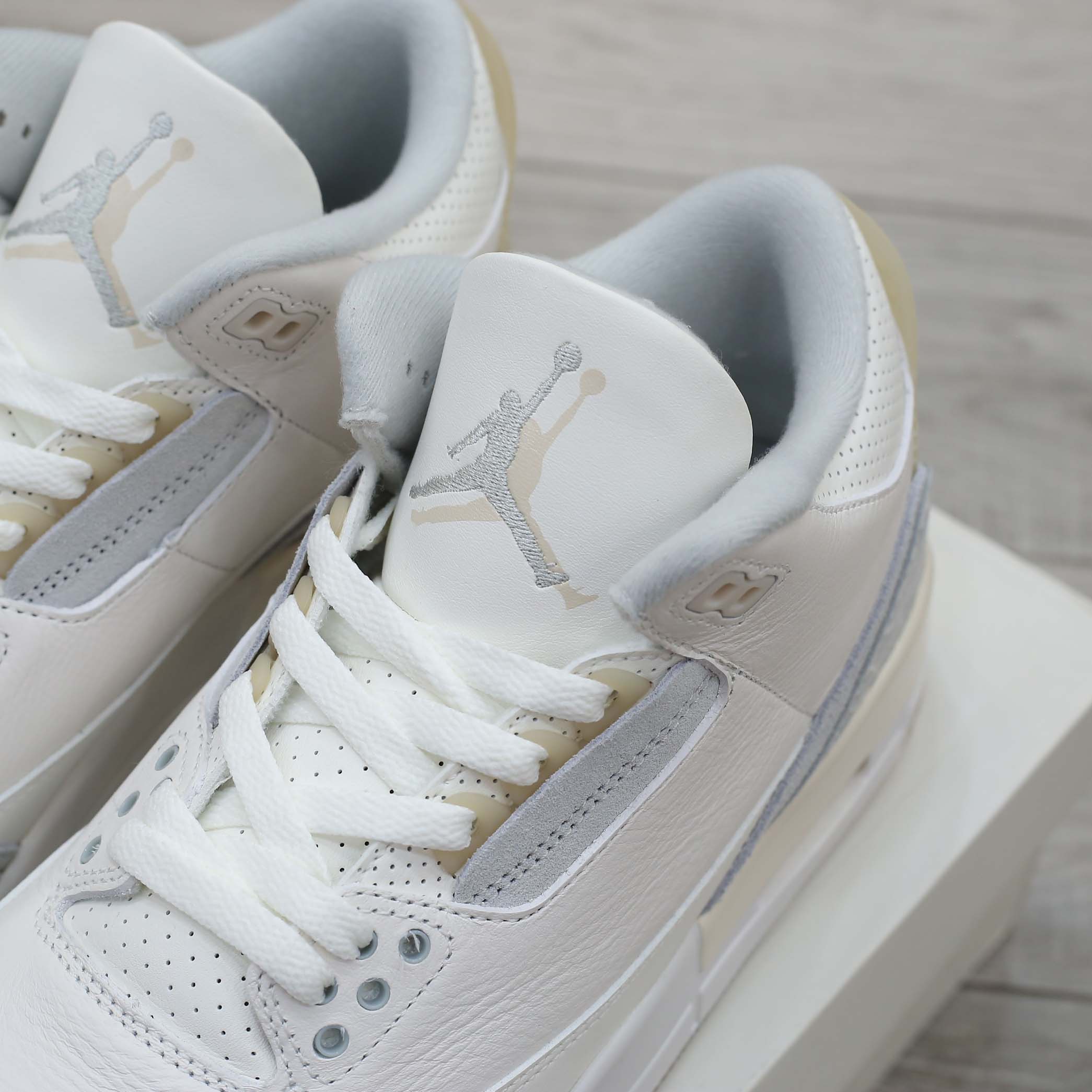 Giày Air Jordan 3 Retro SE Craft Ivory Grey Mist Best Quality