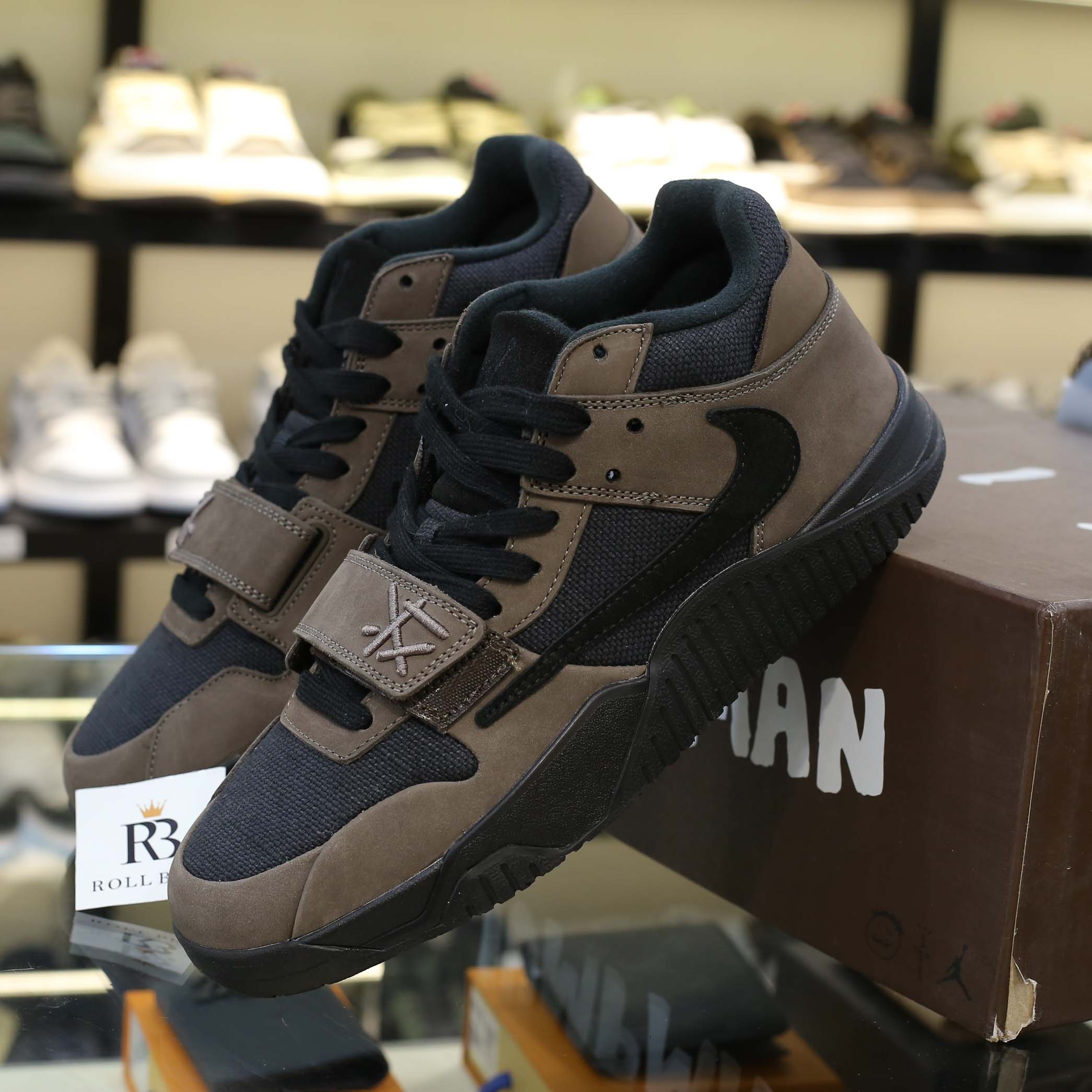 Giày Air Jordan Jumpman Jack TR Travis Scott Dark Mocha Like Auth