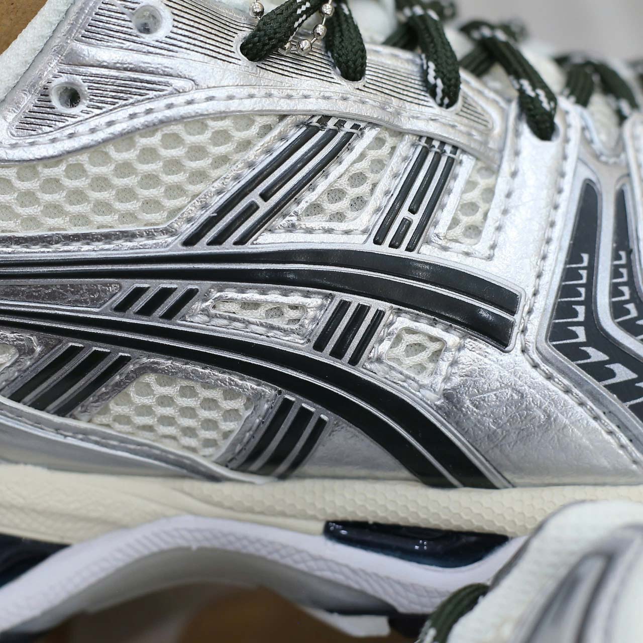 Giày Asics x Kith Gel-Kayano 14 Cream Scarab Best Quality