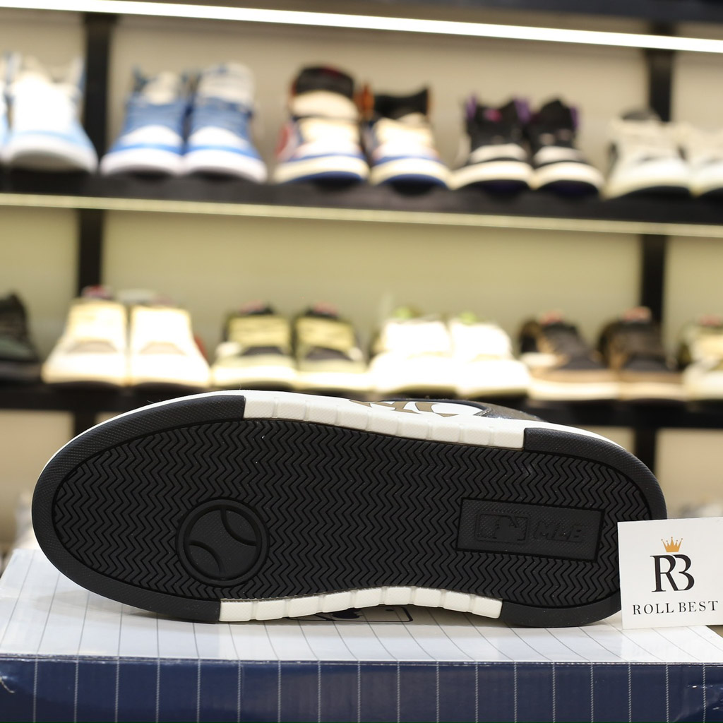 Giày MLB Chunky Liner Mid Lux New York Yankees Black Best Quality