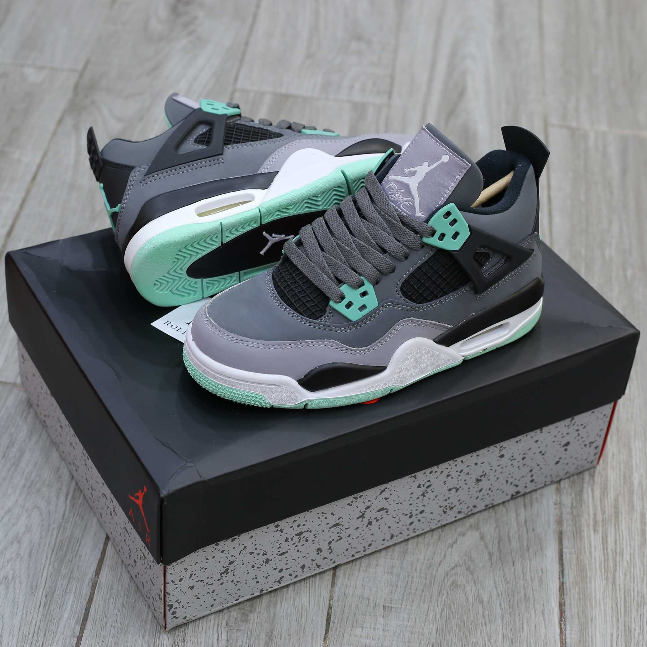 Giày Nike Air Jordan 4 Retro Green Glow Best Quality