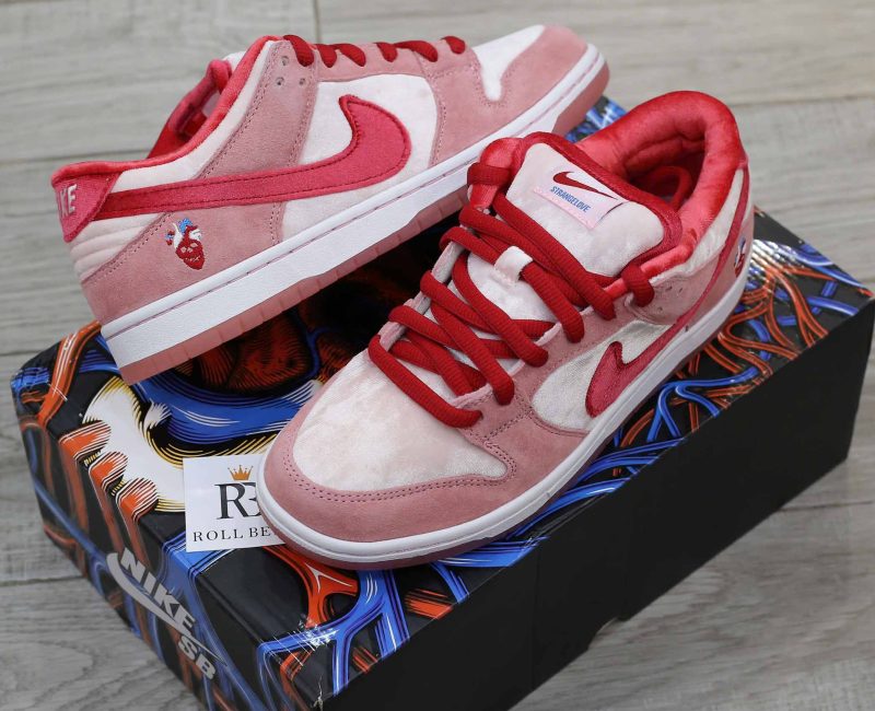 Giày Nike SB Dunk Low StrangeLove Skateboards Best Quality