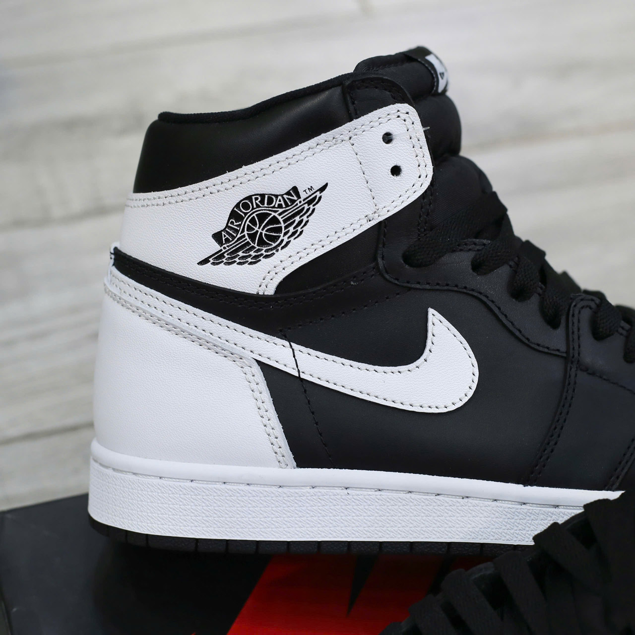 Giày Air Jordan 1 Retro High OG ‘Black White 2.0’ Best Quality