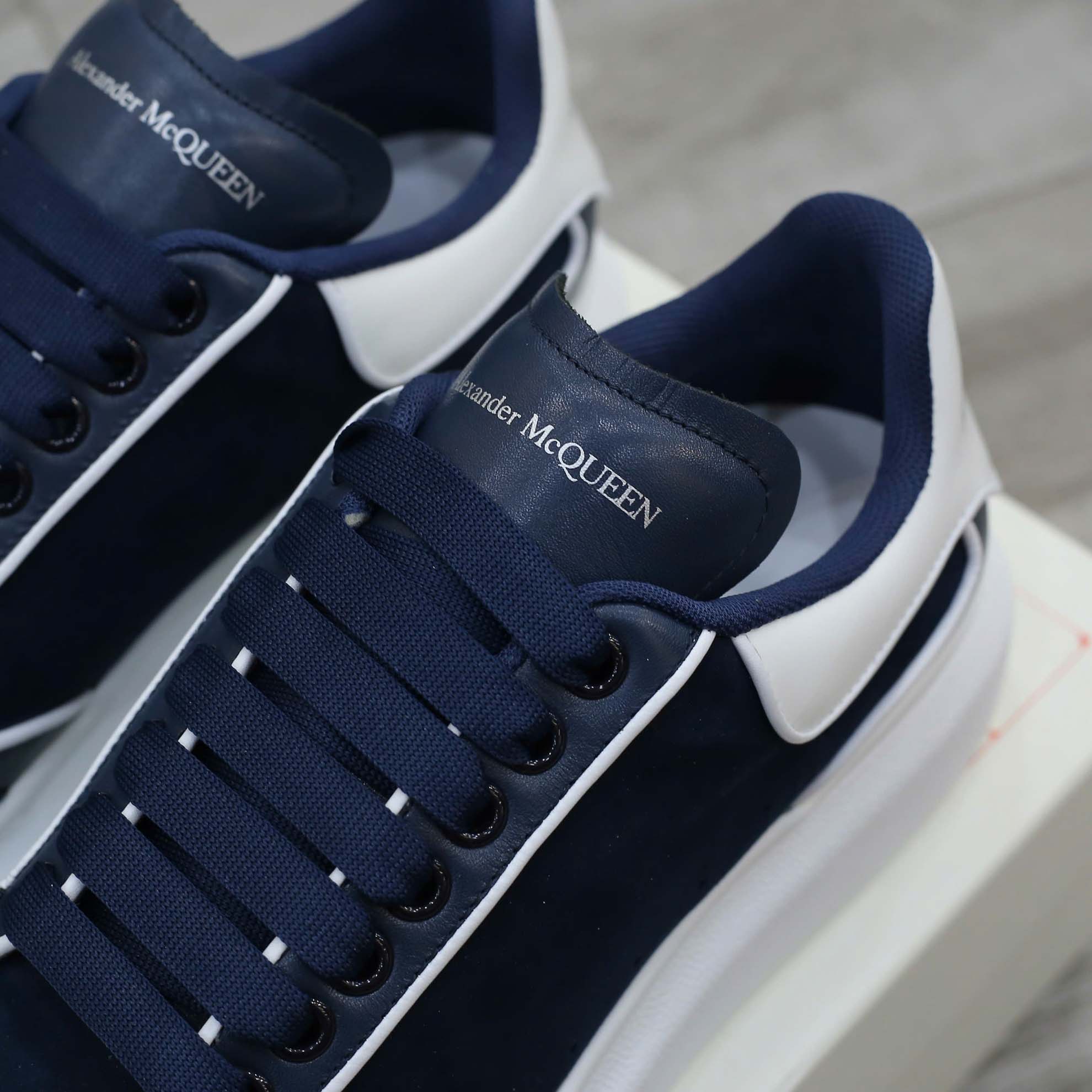 Giày Alexander McQueen Oversized Blue Exaggerated Suede Best Quality