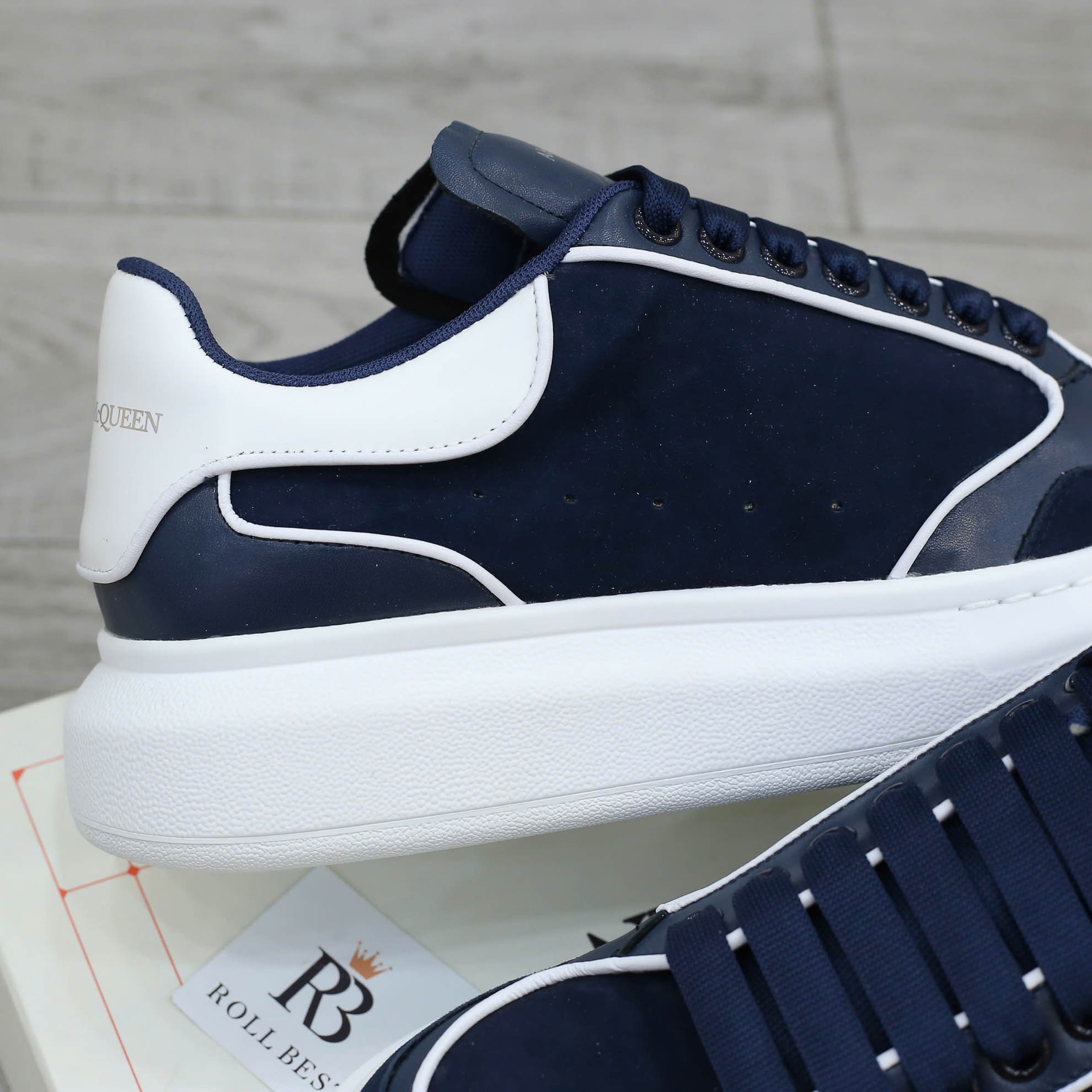 Giày Alexander McQueen Oversized Blue Exaggerated Suede Best Quality