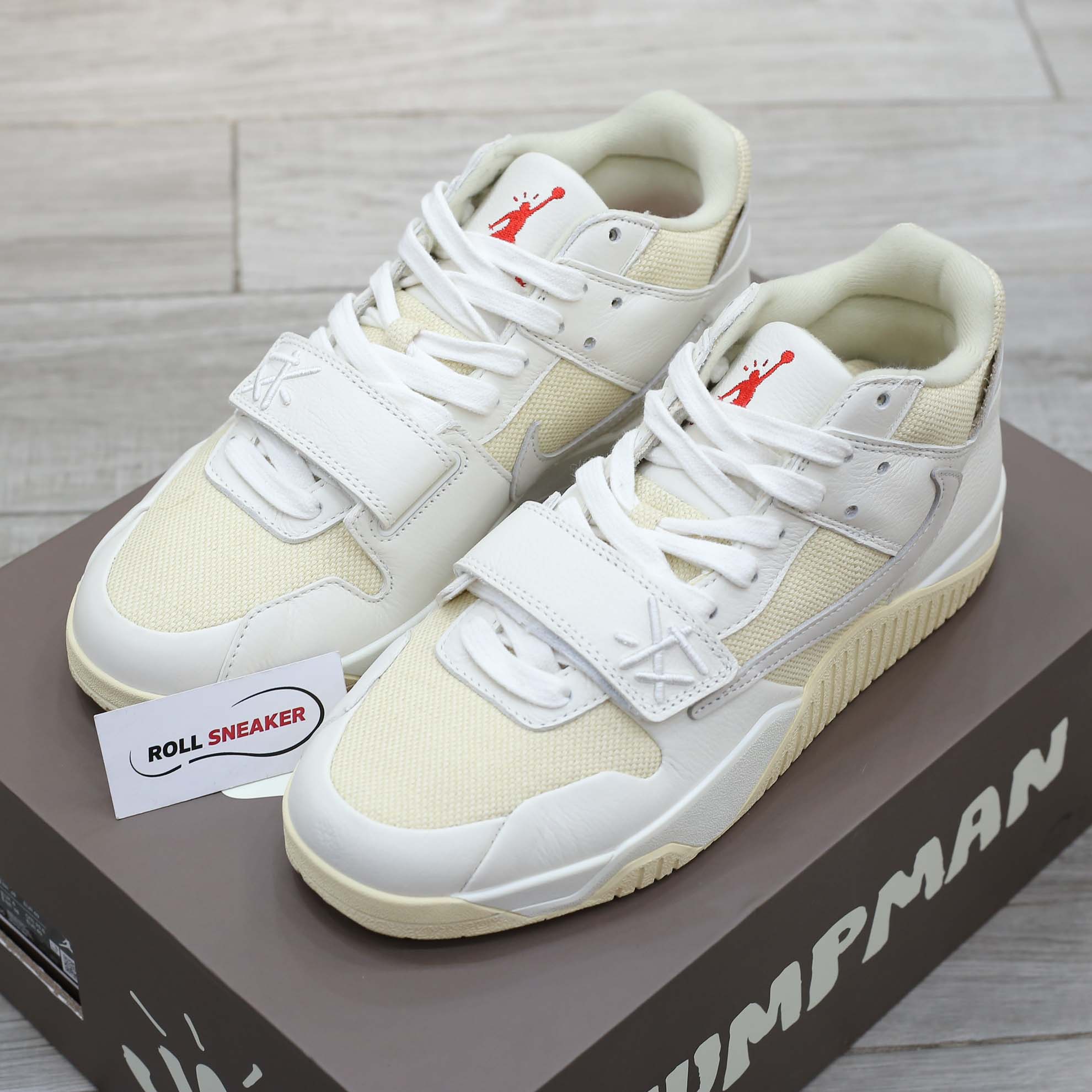 Giày Jordan Jumpman Jack TR Travis Scott Trắng Kem