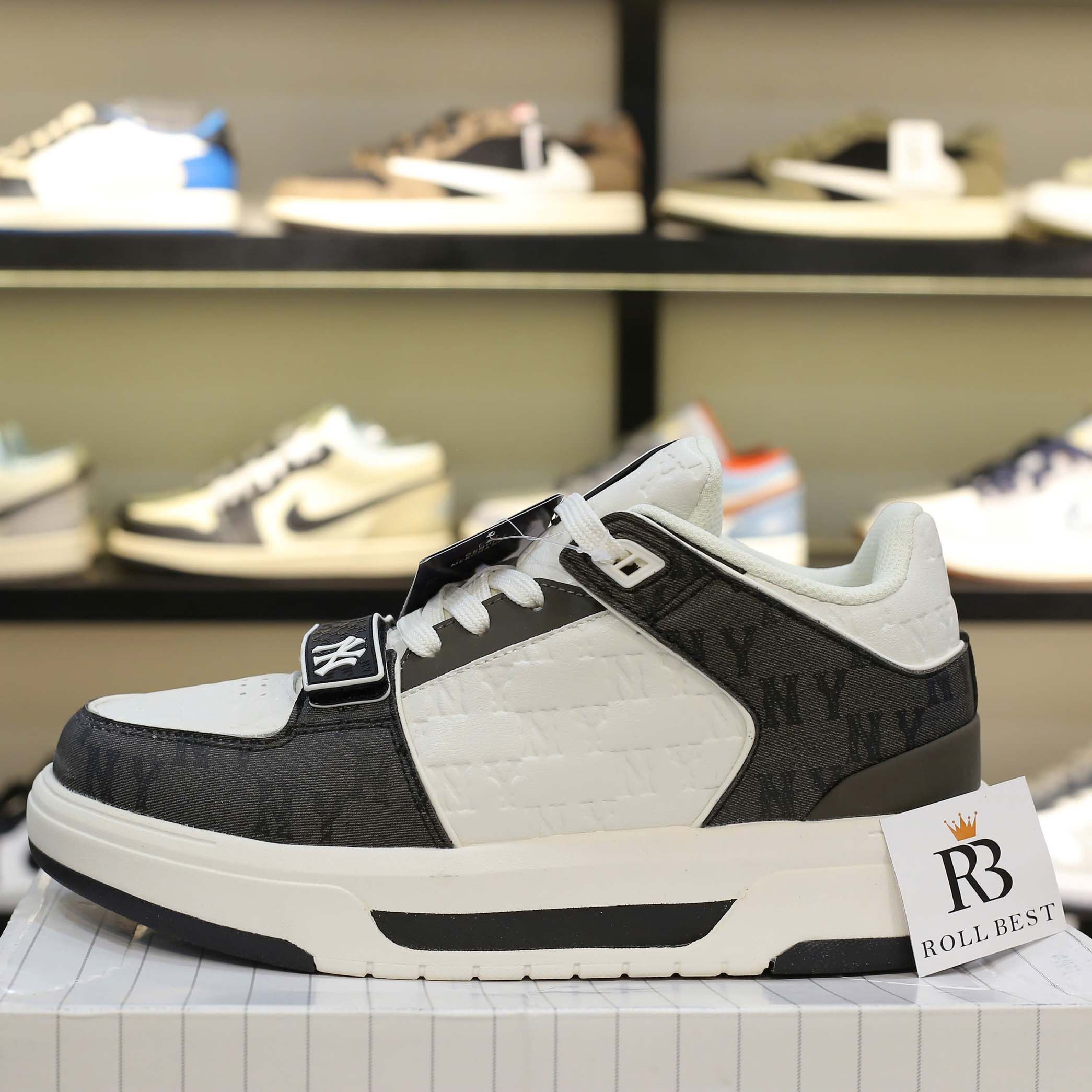 Giày MLB Chunky Liner Mid Classic Monogram NY Black dập chìm Like Auth