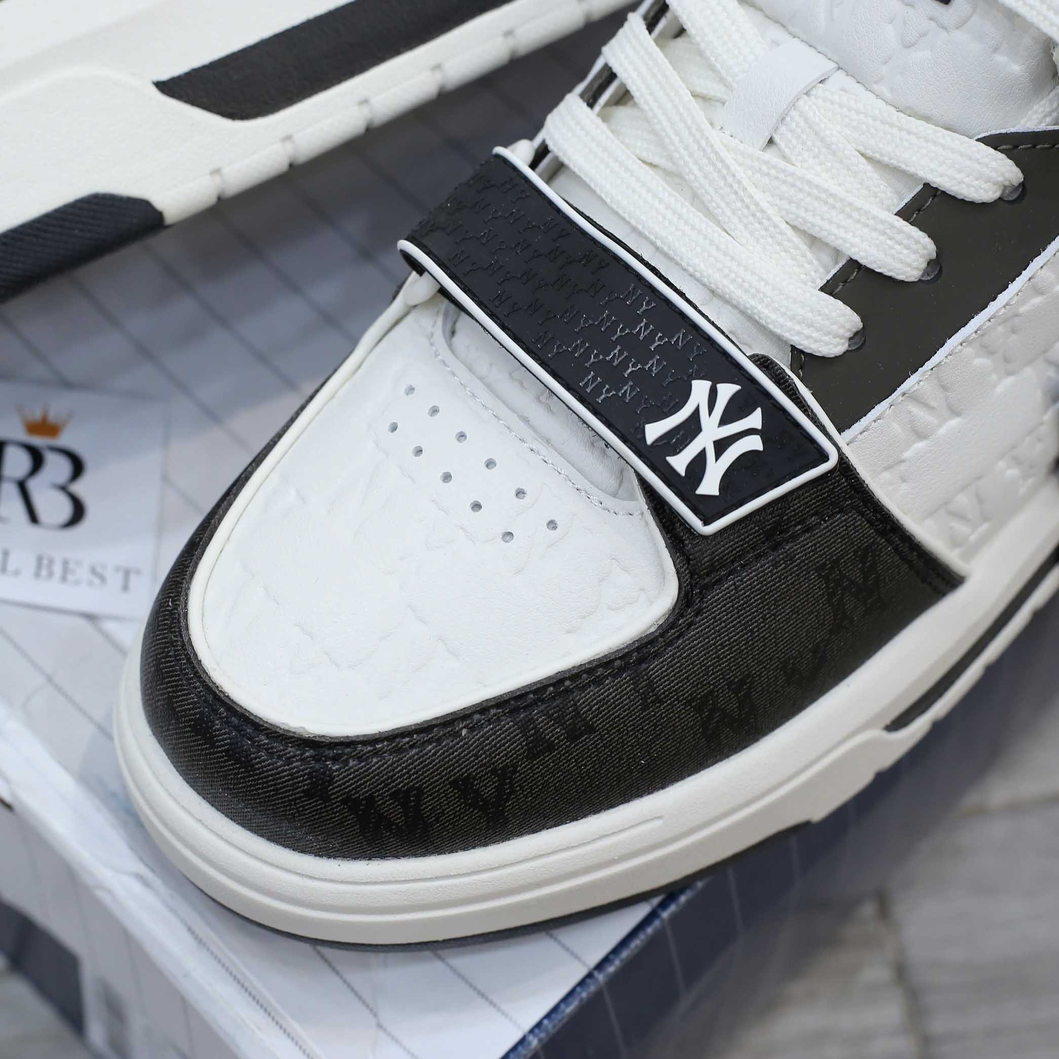 Giày MLB Chunky Liner Mid Classic Monogram NY Black dập chìm Like Auth