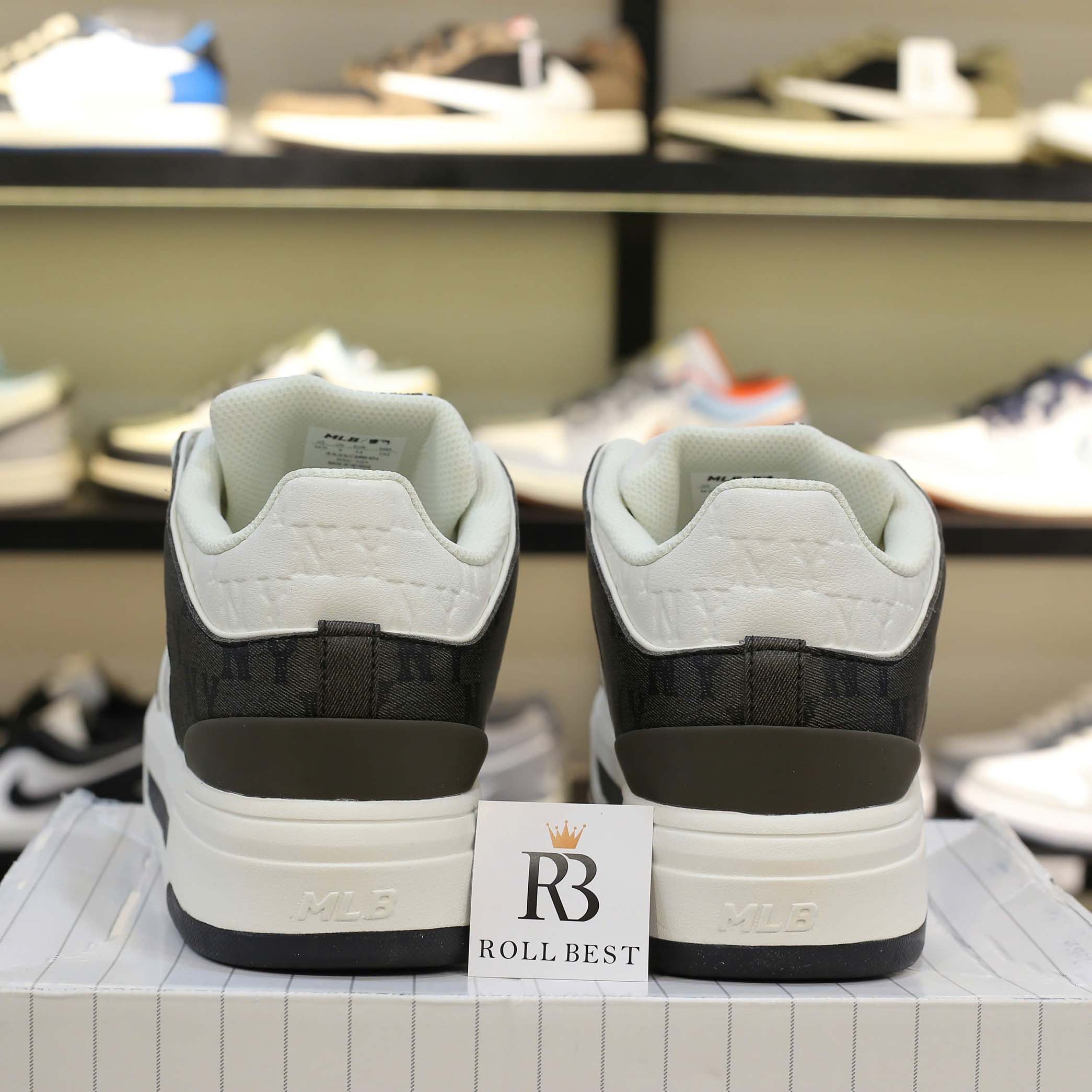 Giày MLB Chunky Liner Mid Classic Monogram NY Black dập chìm Like Auth