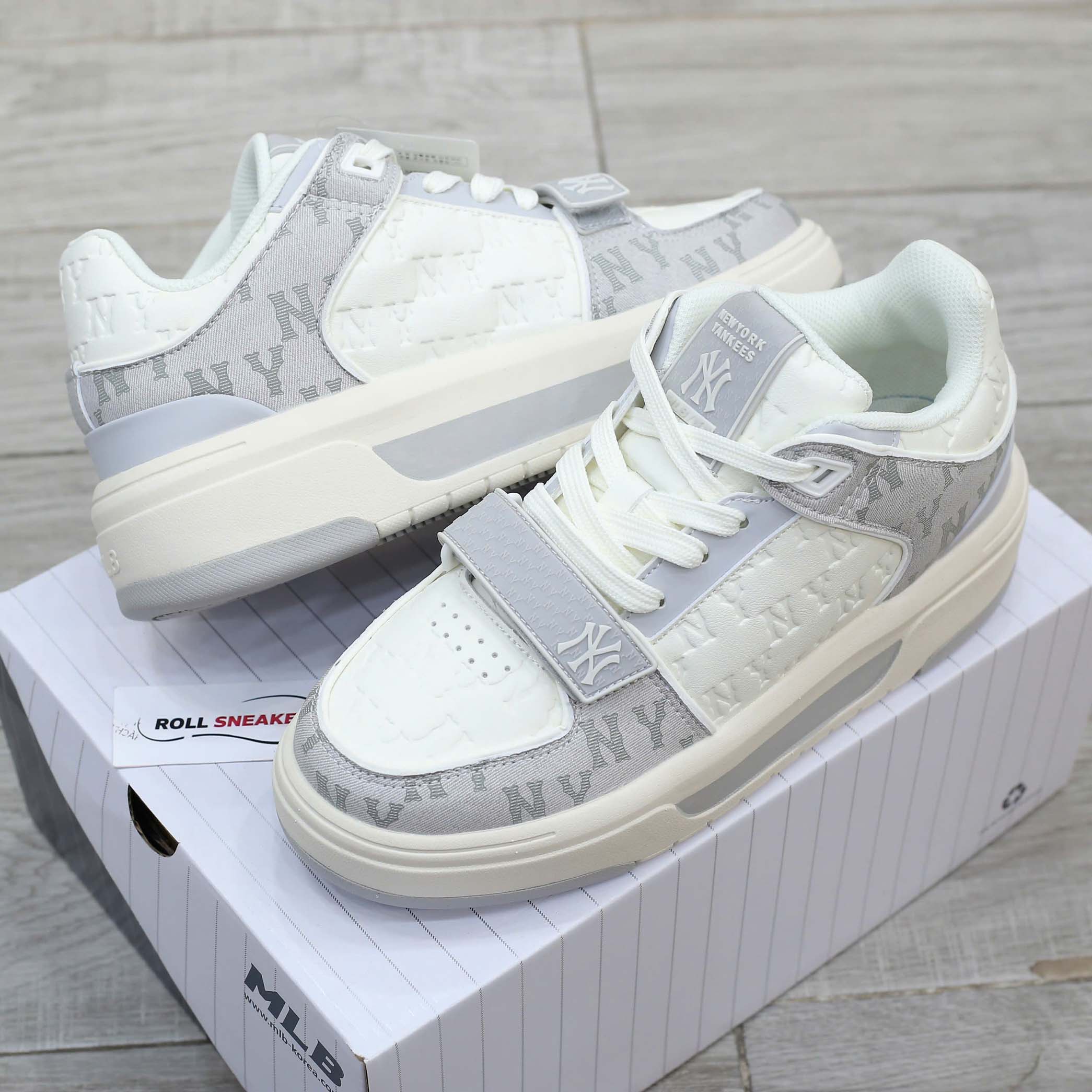 Giày MLB Chunky Liner Mid Classic Monogram NY Grey dập chìm Like Auth