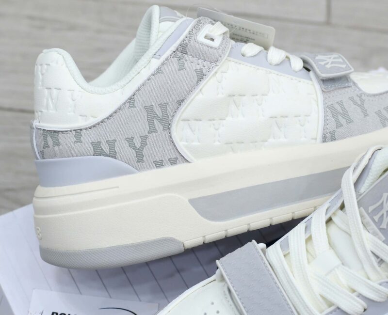 Giày MLB Chunky Liner Mid Classic Monogram NY Grey dập chìm Like Auth