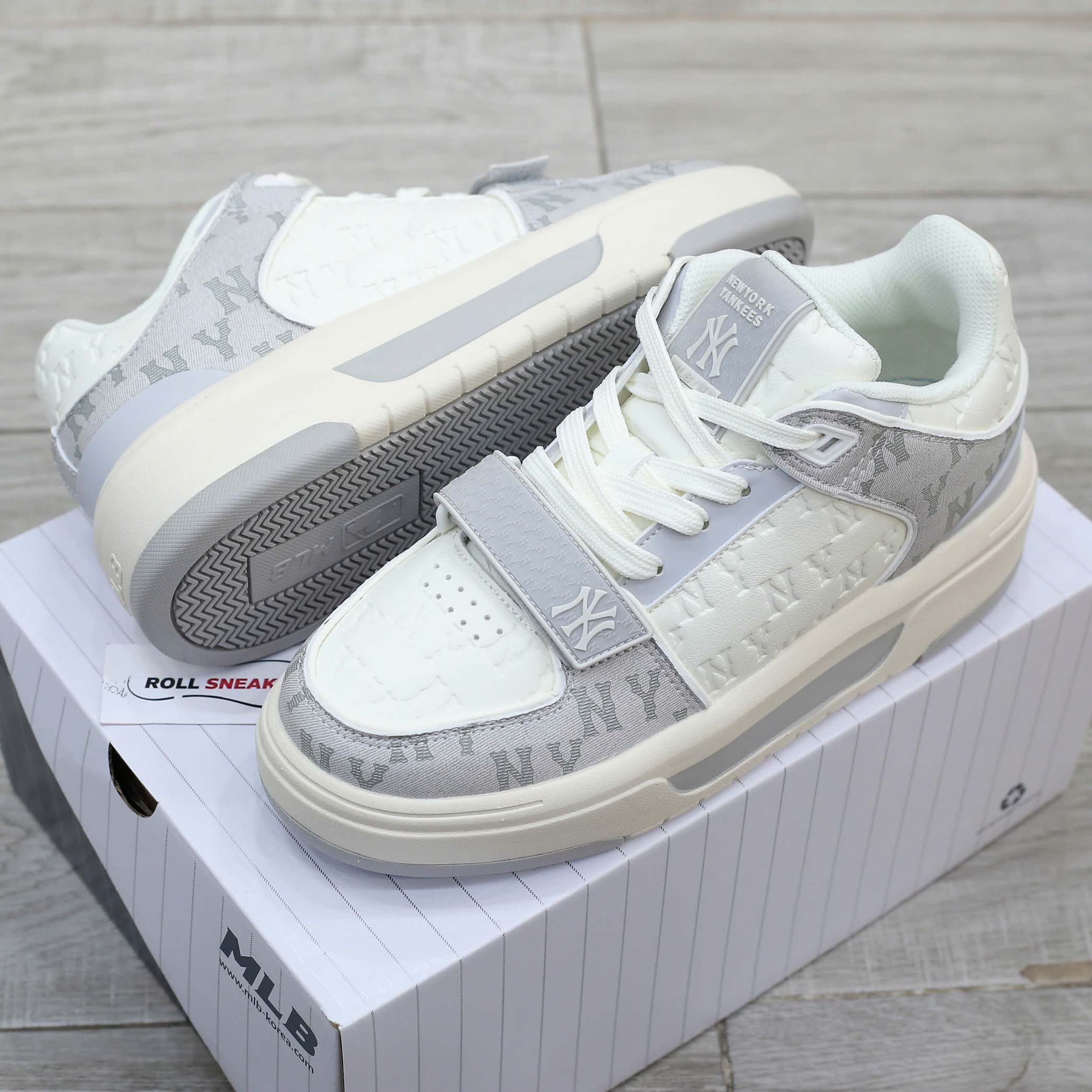 Giày MLB Chunky Liner Mid Classic Monogram NY Grey dập chìm Like Auth