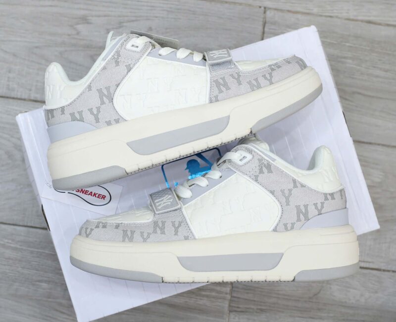 Giày MLB Chunky Liner Mid Classic Monogram NY Grey dập chìm Like Auth