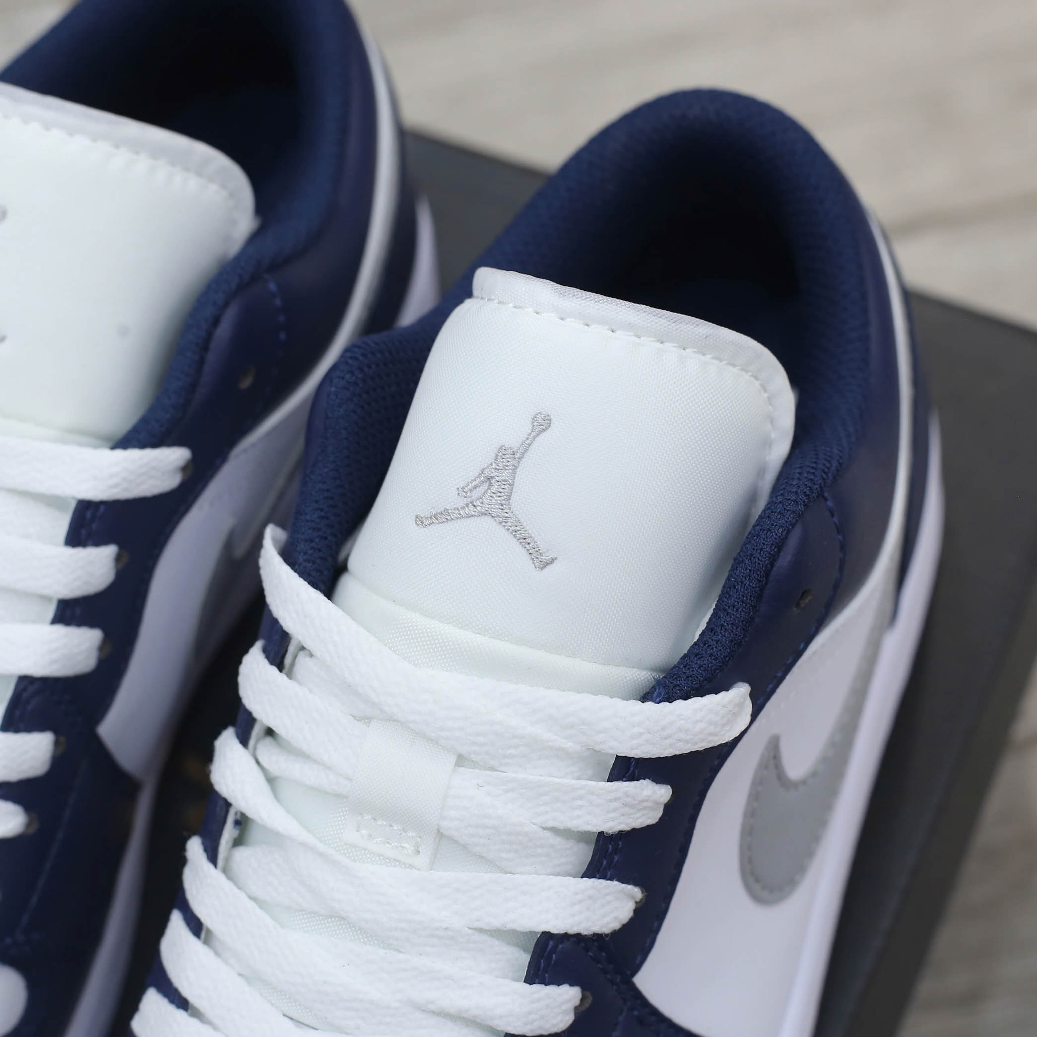 Giày Nike Air Jordan 1 Low ‘Midnight Navy Wolf Grey’ Like Auth