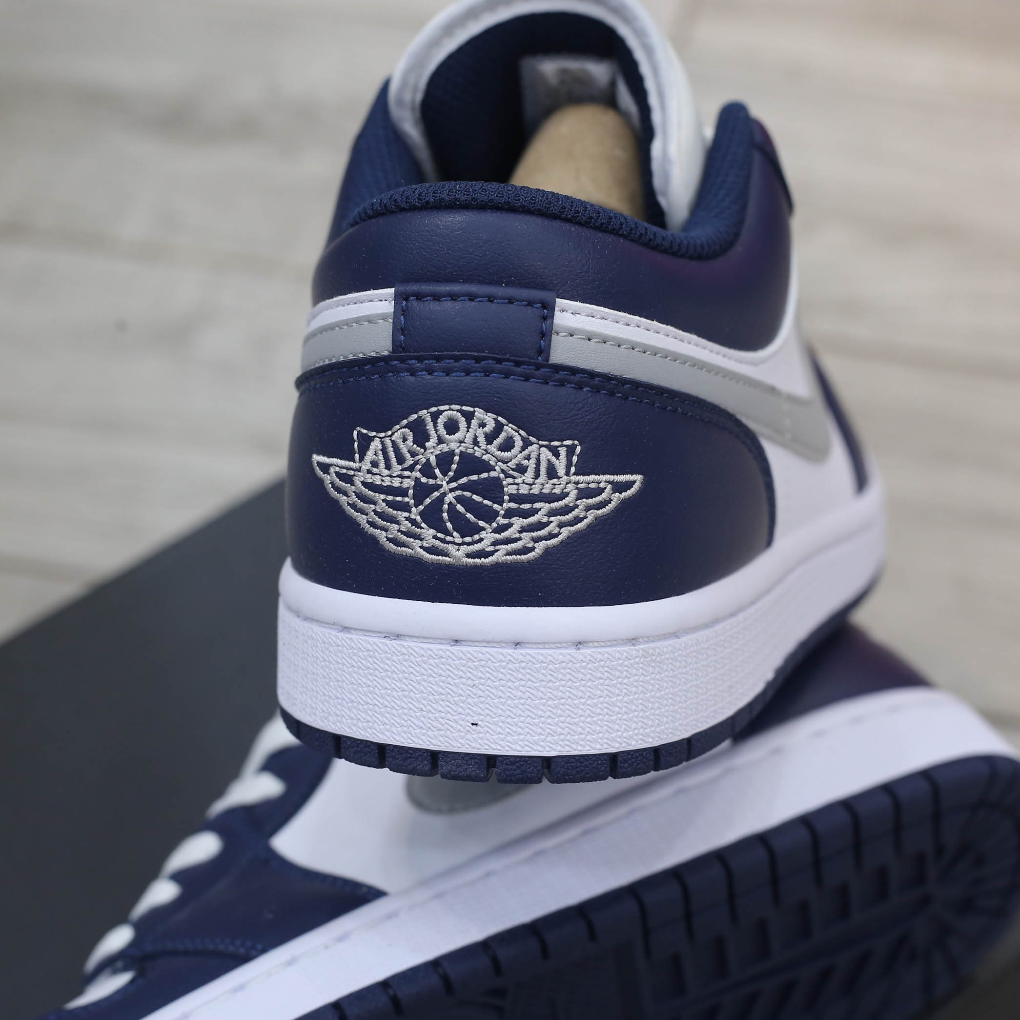 Giày Nike Air Jordan 1 Low ‘Midnight Navy Wolf Grey’ Like Auth