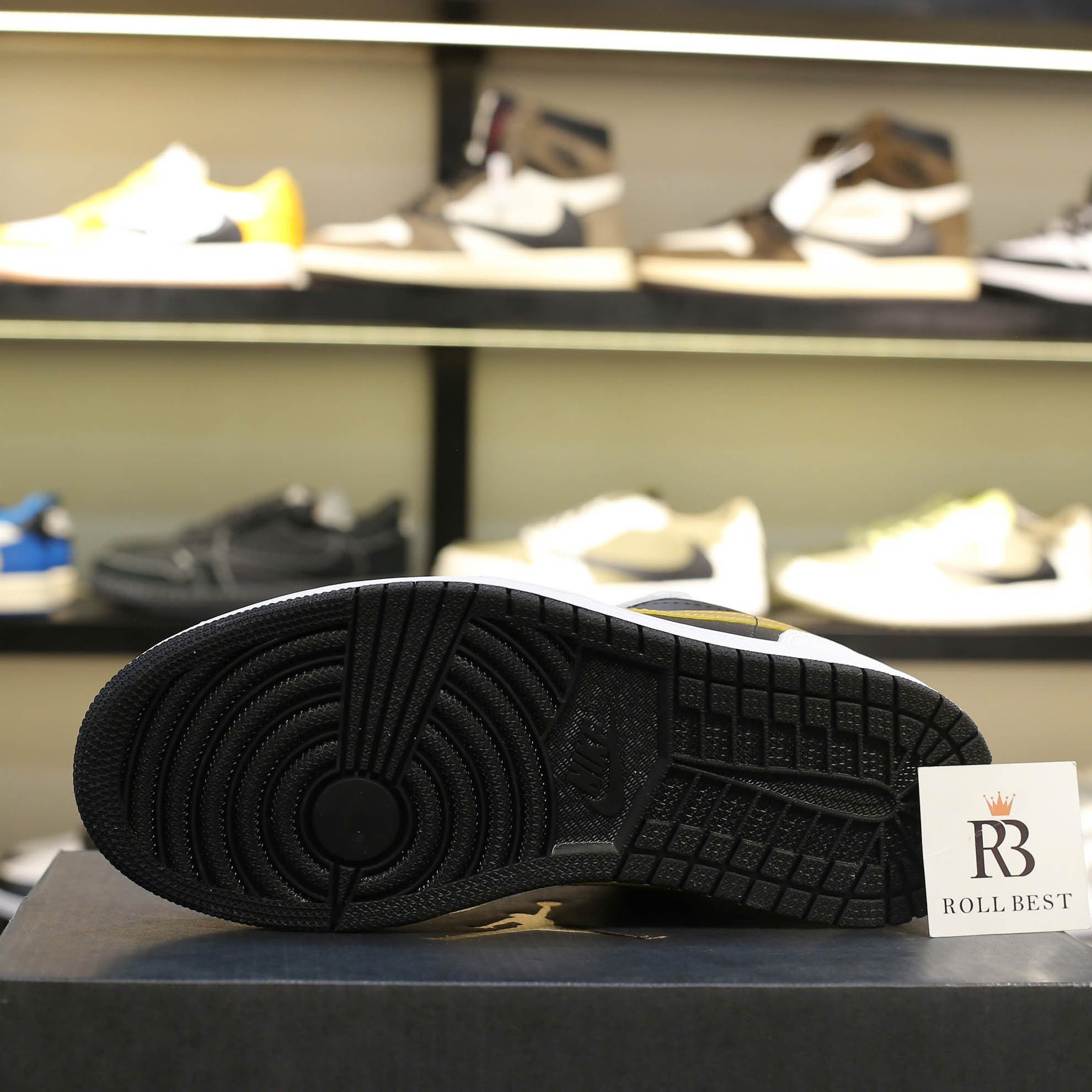 Giày Nike Air Jordan 1 Low White Black Metallic Gold Swoosh Best Quality