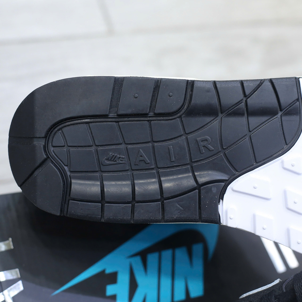 Giày Nike Air Max 1 x Patta Black Best Quality