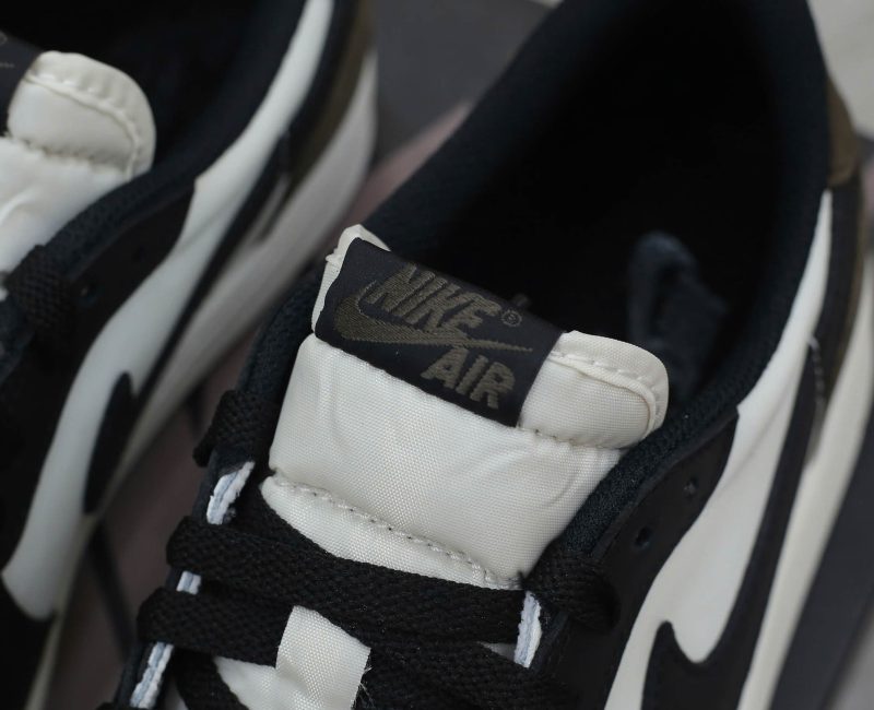 Giày Nike Jordan 1 Retro Low OG ‘Mocha’ 2024 Like Auth