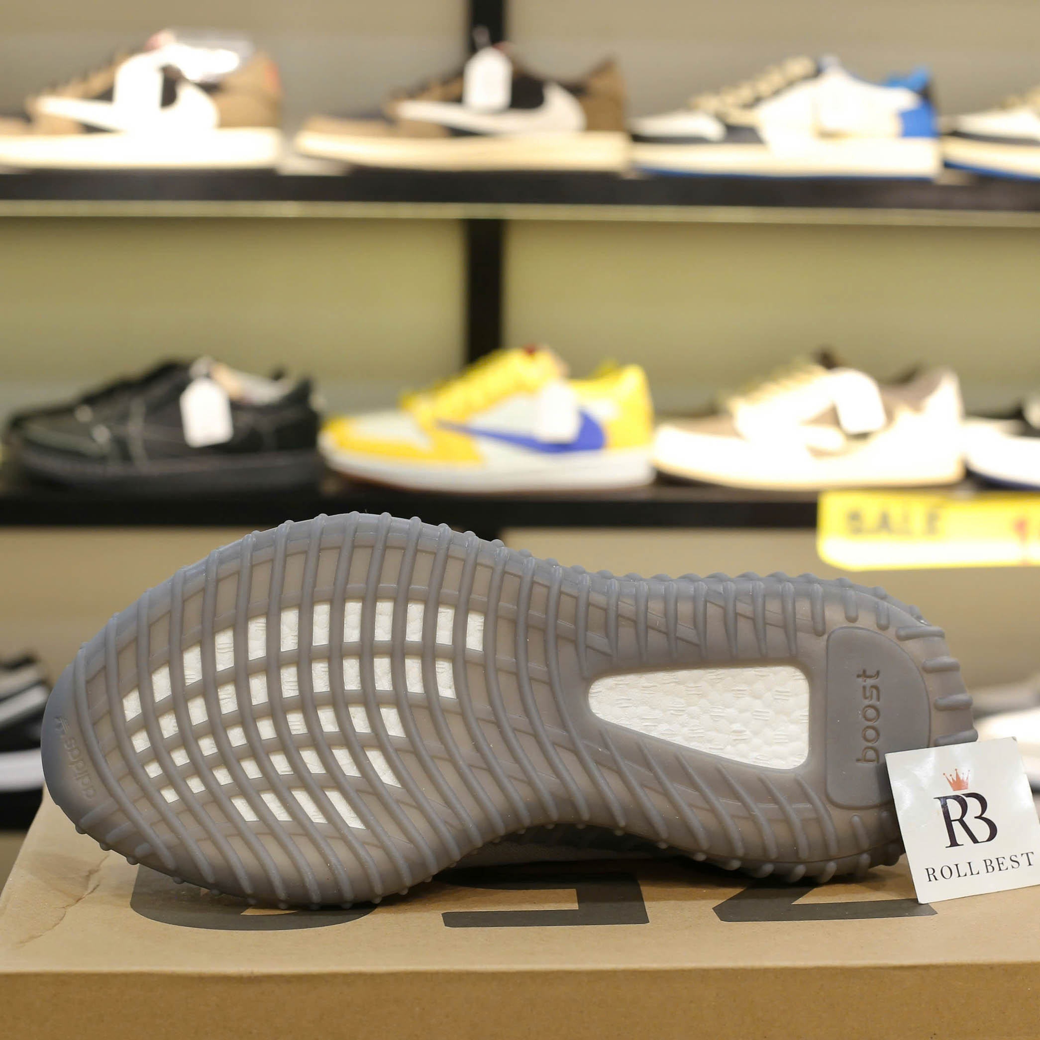 Giày Adidas Yeezy Boost 350 V2 Steel Grey Like Auth