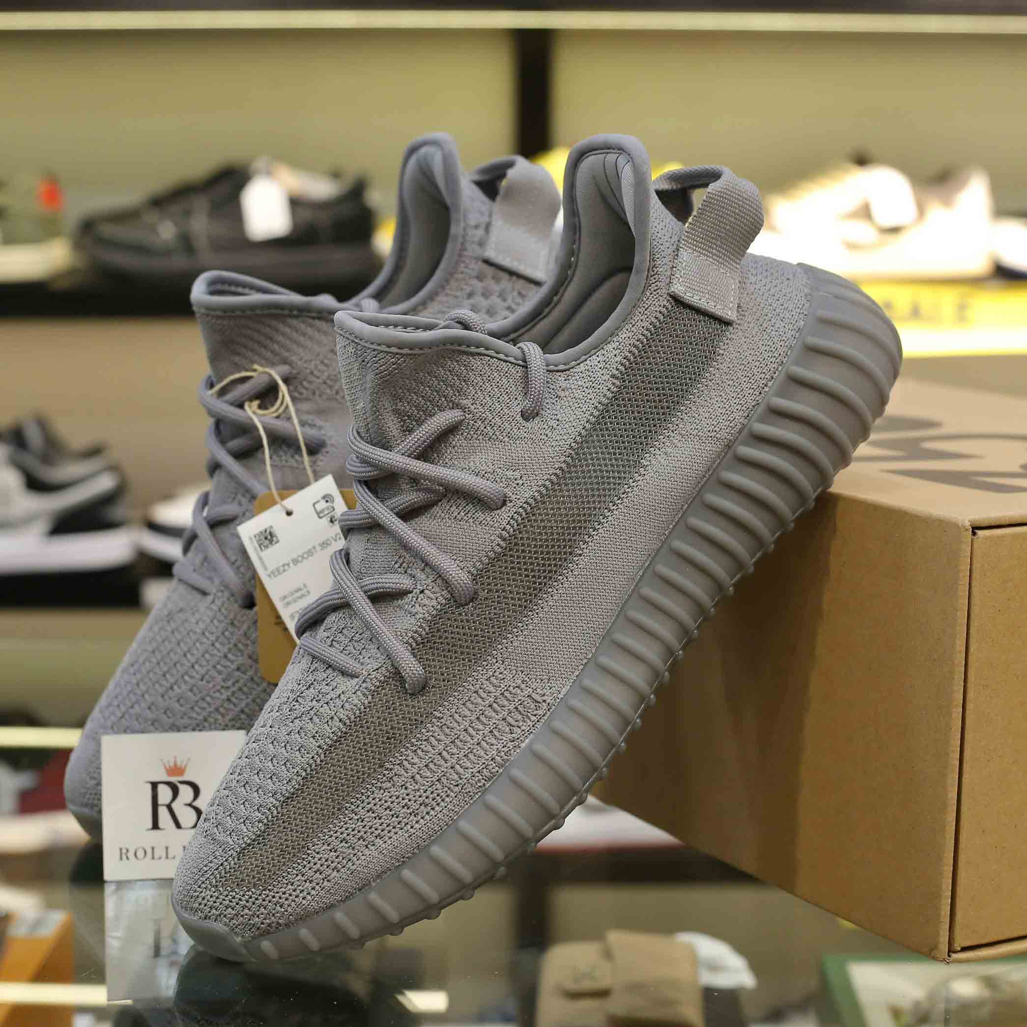 Giày Adidas Yeezy Boost 350 V2 Steel Grey Like Auth