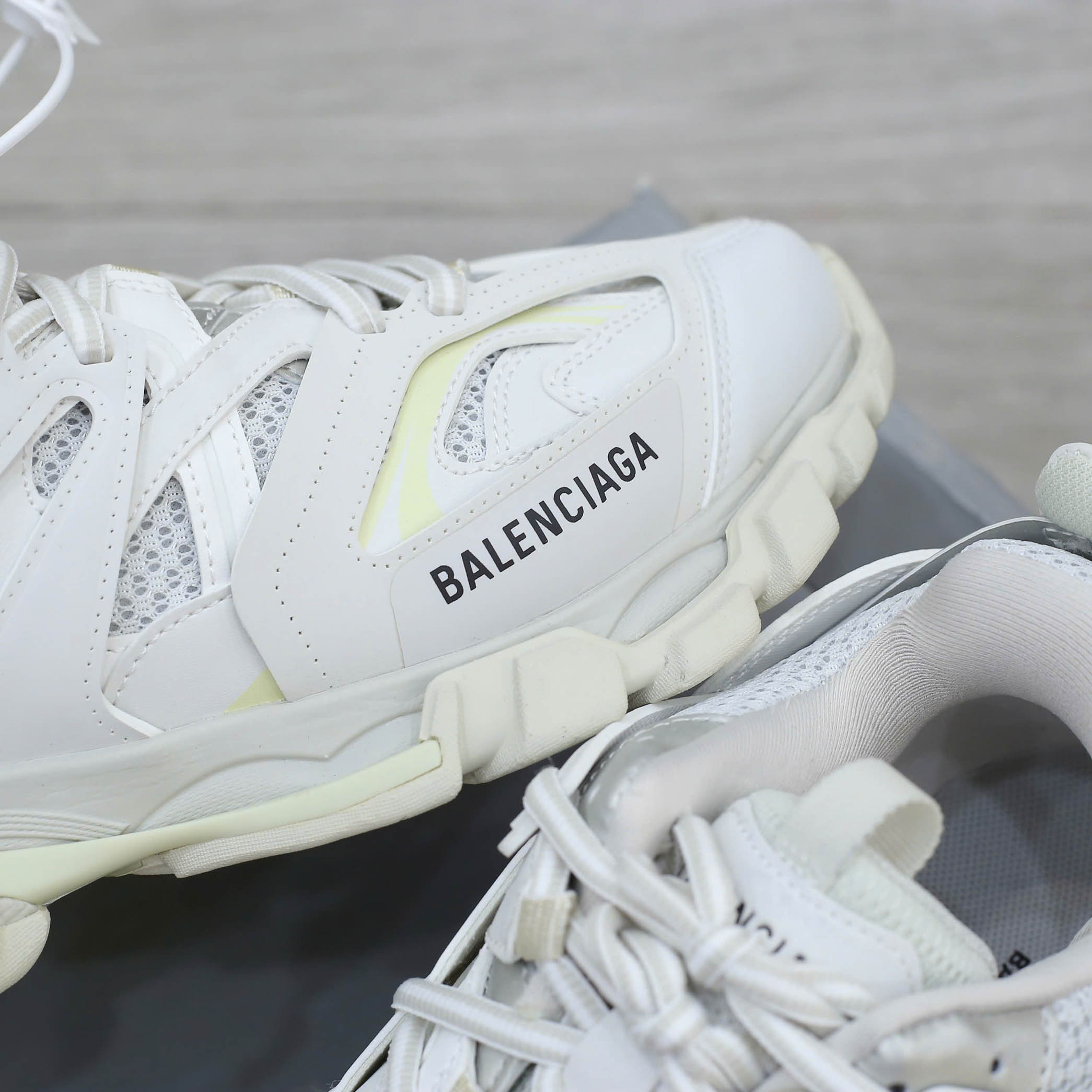 Giày Balenciaga Track 3.0 Triple White Best Quality