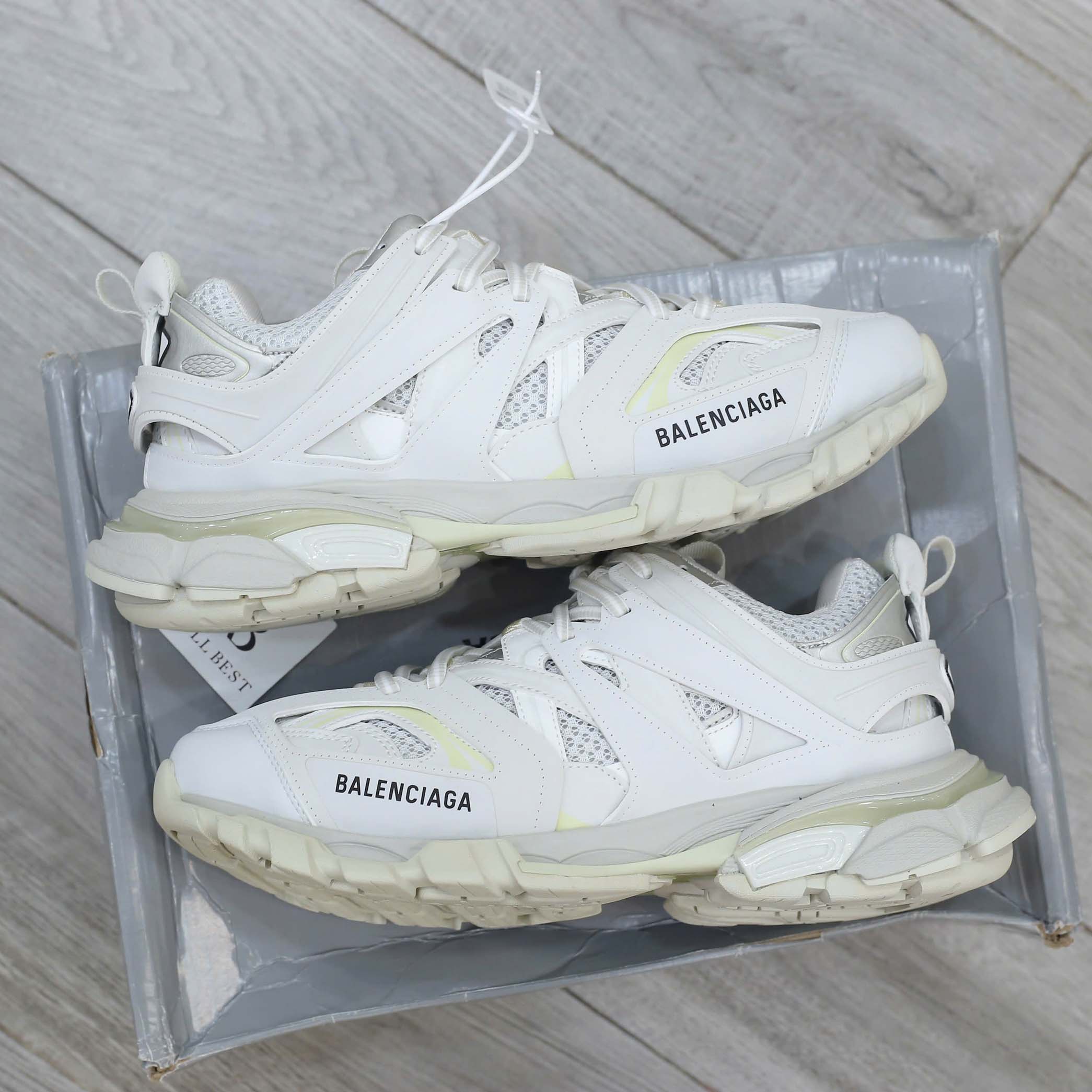 Giày Balenciaga Track 3.0 Triple White Best Quality