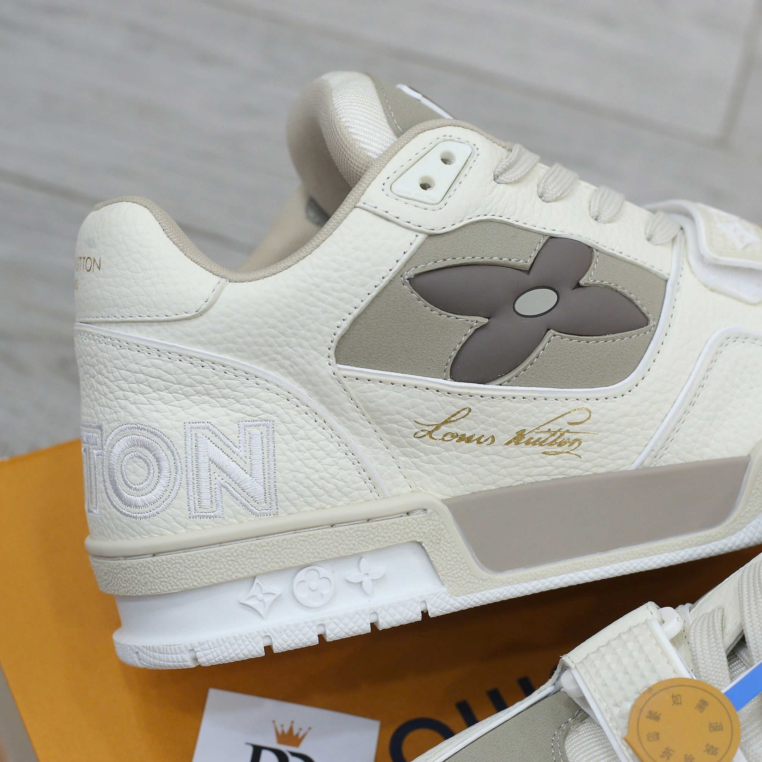 Giày Louis Vuitton LV Trainer Beige Hoa Monogram Best Quality