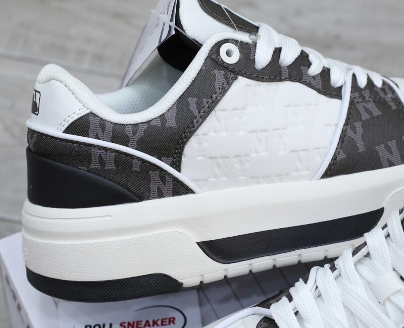 Giày MLB Korea Chunky Liner Classic Mono New York Yankees Black Like Auth