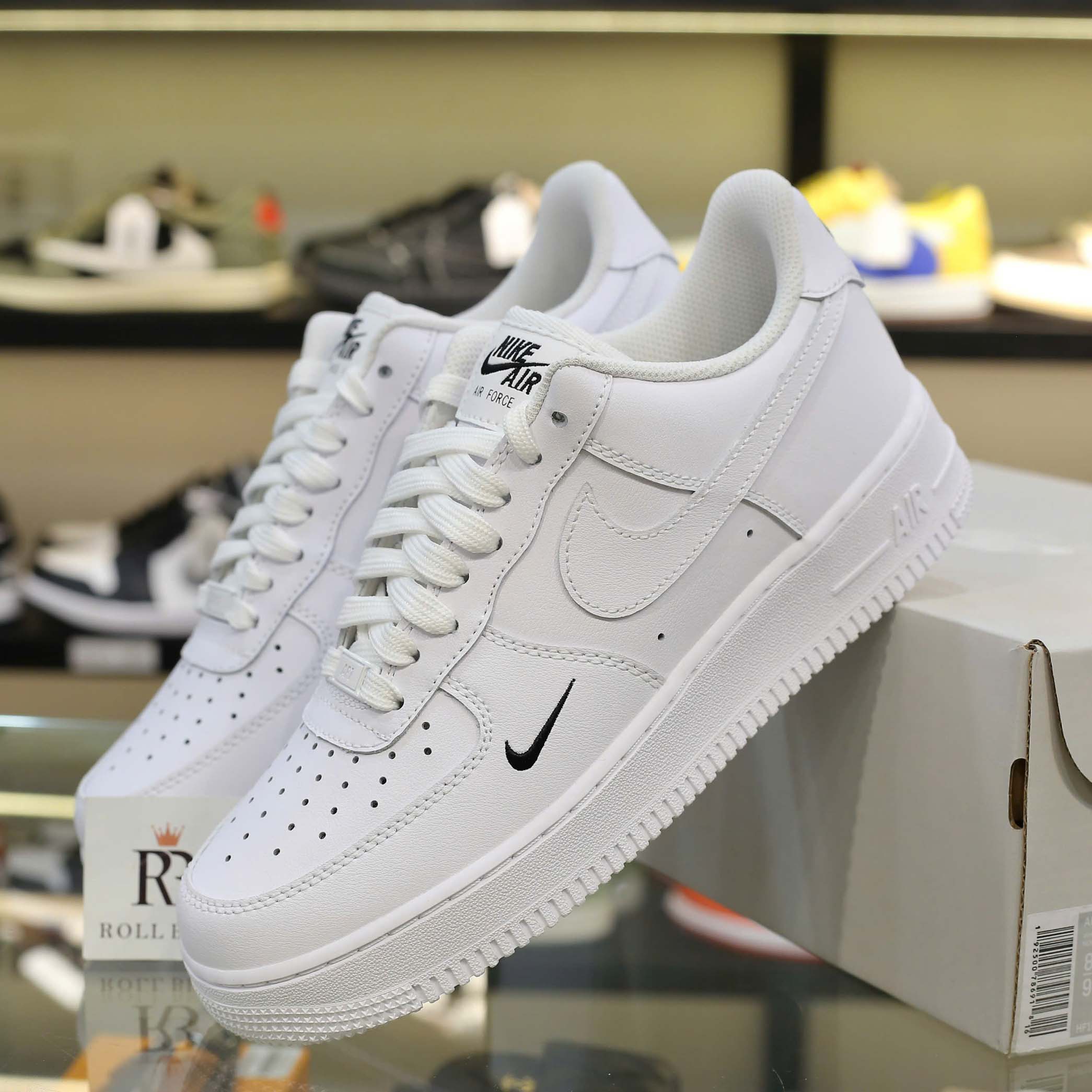 Giày Nike Air Force 1 ’07 Essential Sail-Black Best Quality