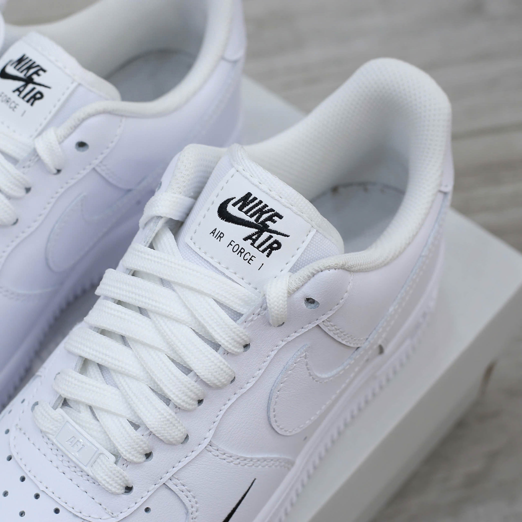 Giày Nike Air Force 1 ’07 Essential Sail-Black Best Quality