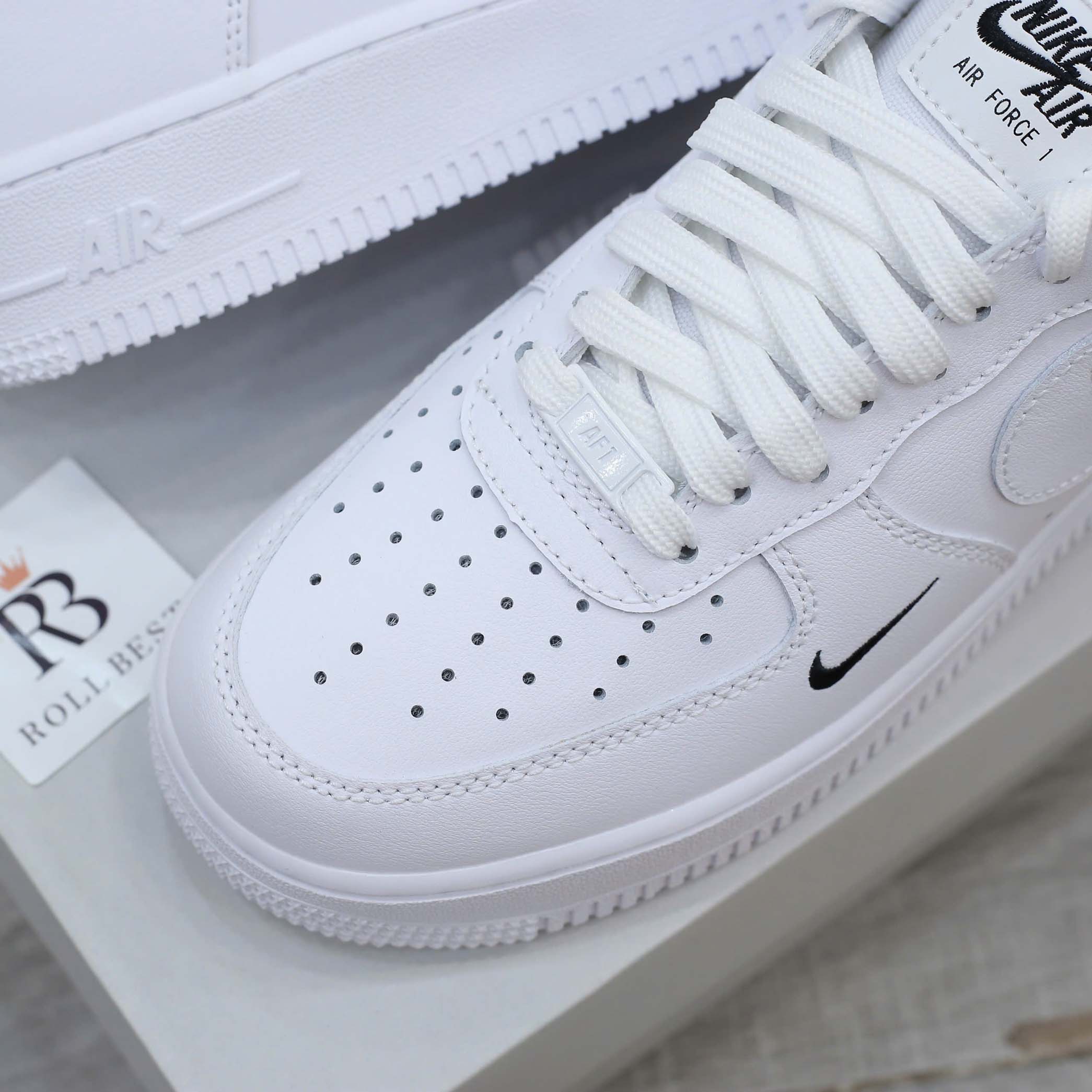 Giày Nike Air Force 1 ’07 Essential Sail-Black Best Quality
