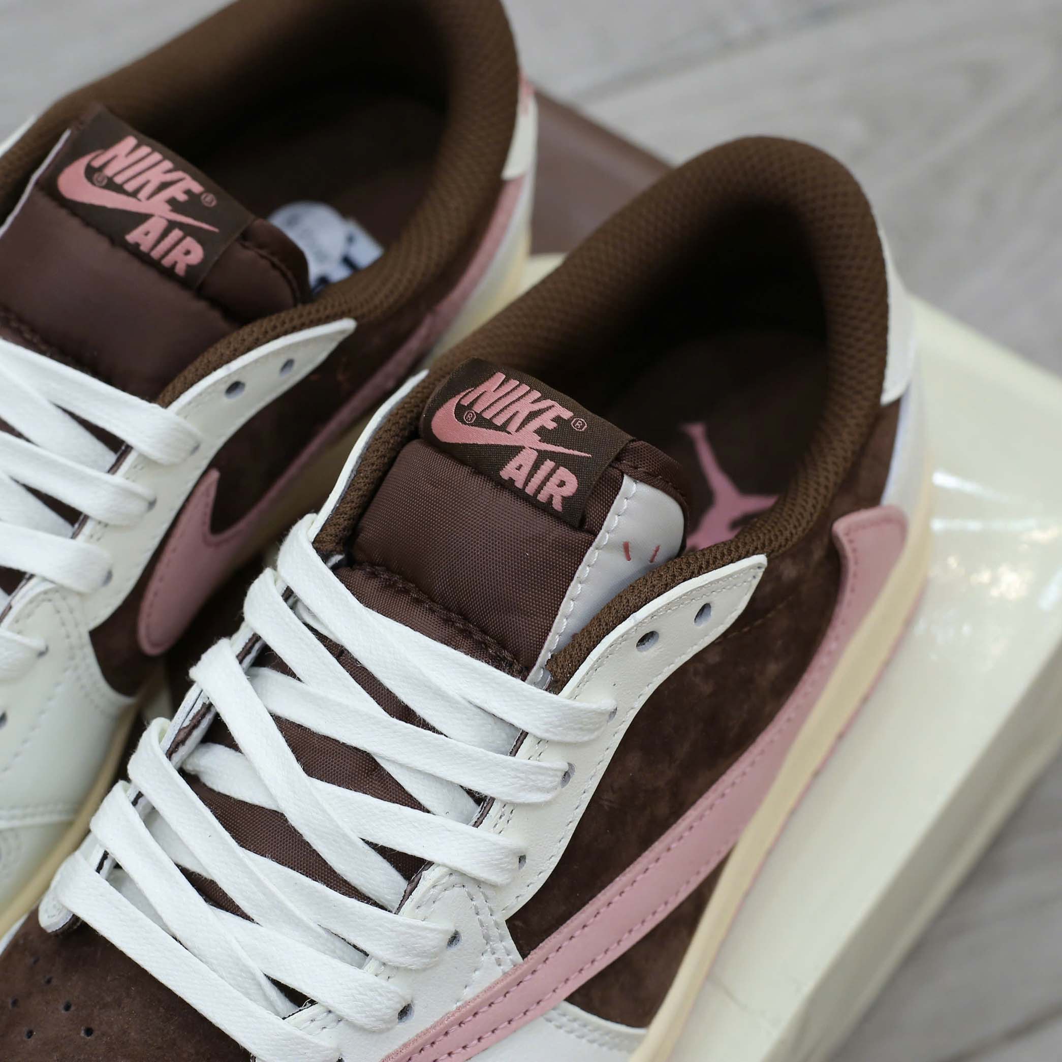 Giày Nike Travis Scott J1 LOW, DARK PONY PINK Like Auth