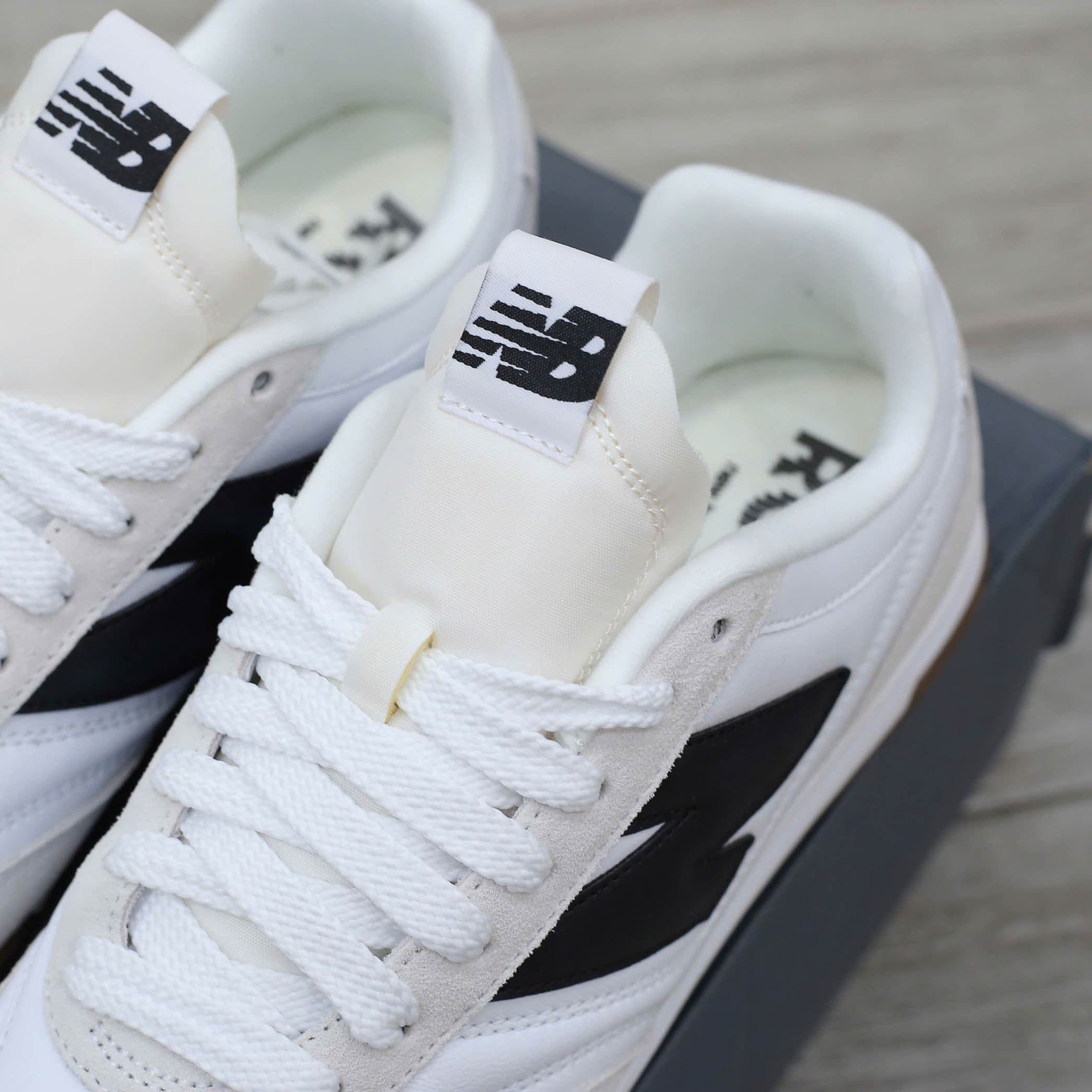 Giày New Balance RC42 White Reflection Men's Like Auth