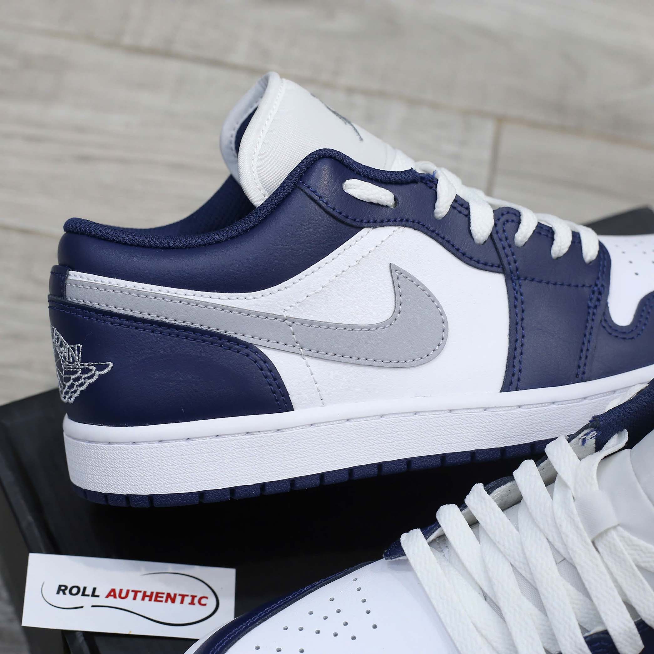 Giày Nike Air Jordan 1 Low ‘Midnight Navy Wolf Grey’ Real