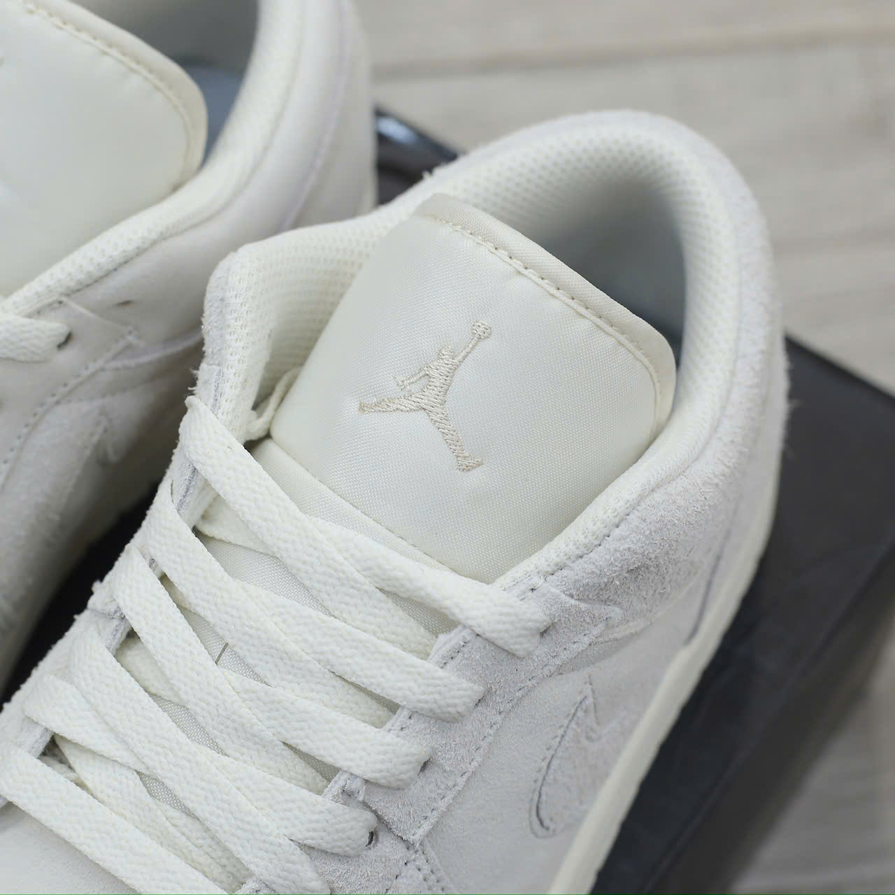 Giày Nike Air Jordan 1 Low SE Craft Best Quality