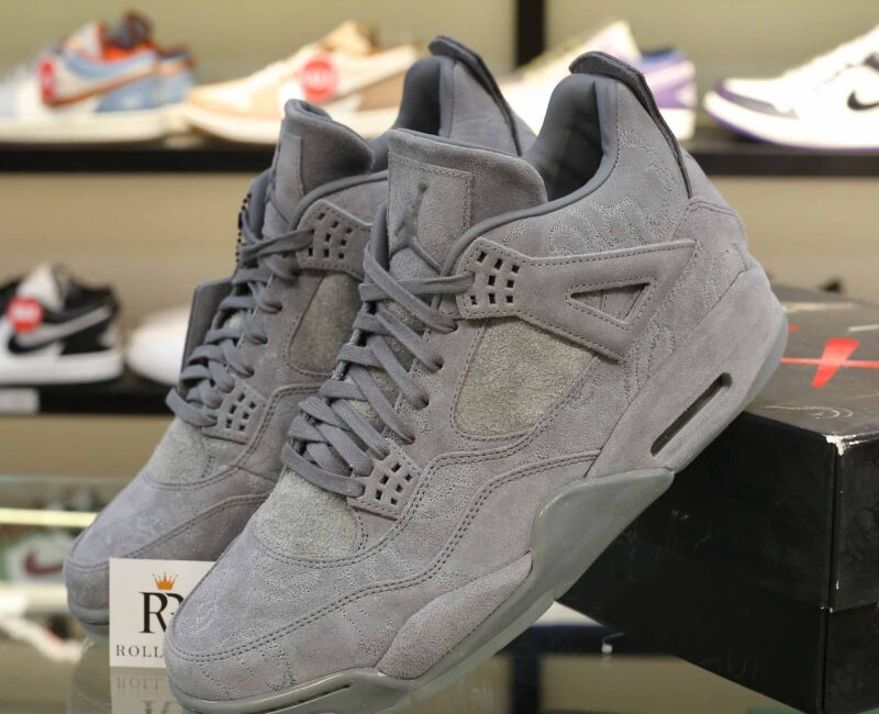 Giày Nike Air Jordan 4 Retro Sample x KAWS Cool Gray Best Quality
