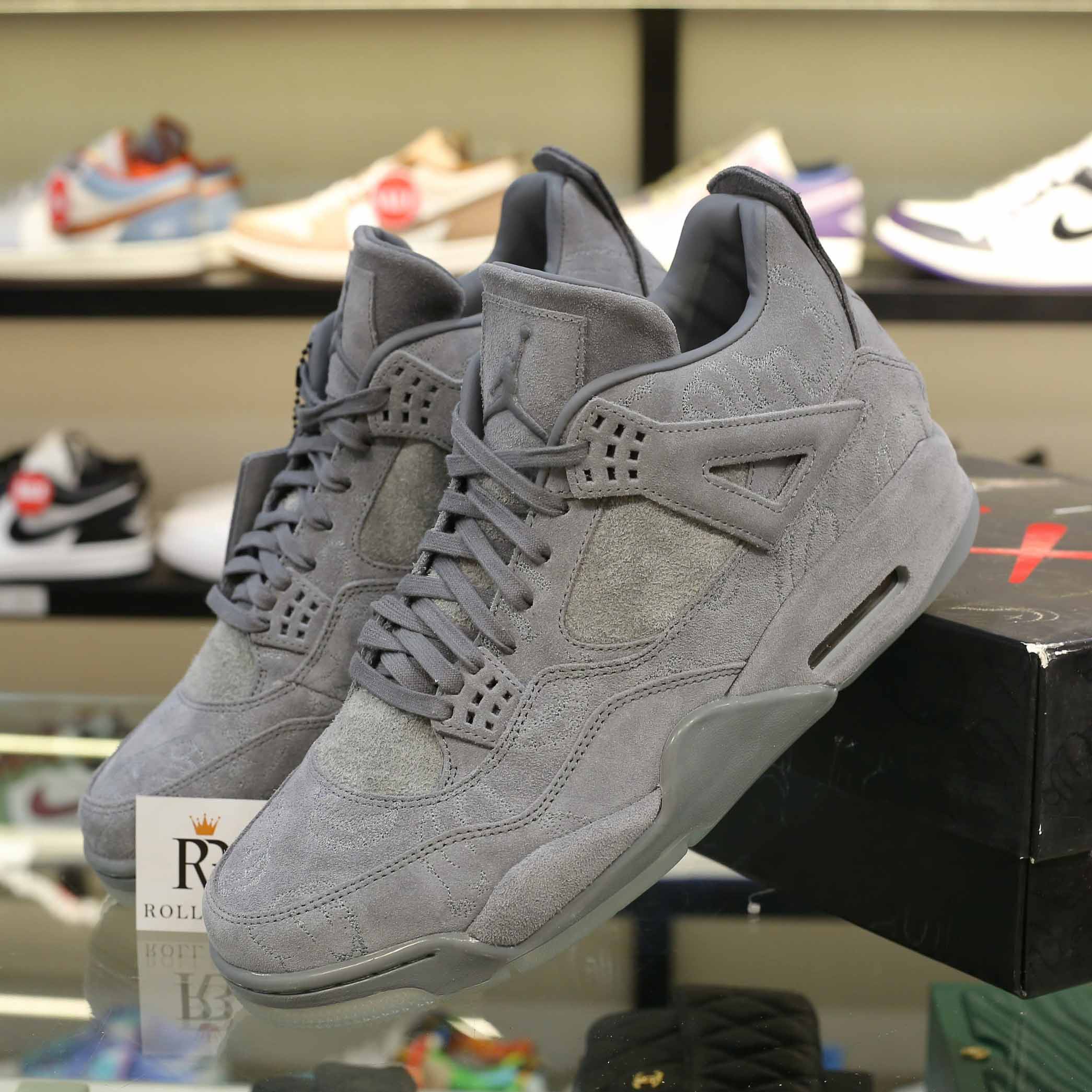Giày Nike Air Jordan 4 Retro Sample x KAWS Cool Gray Best Quality