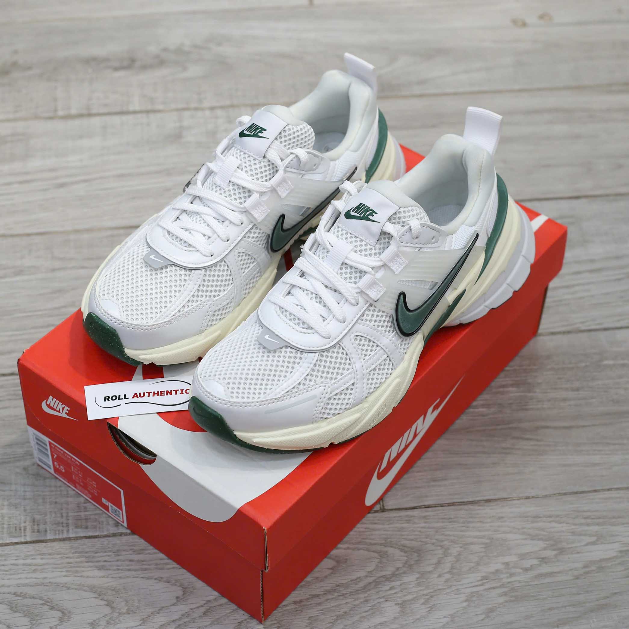 Giày Nike V2K Run Fir ‘White Green’ Real
