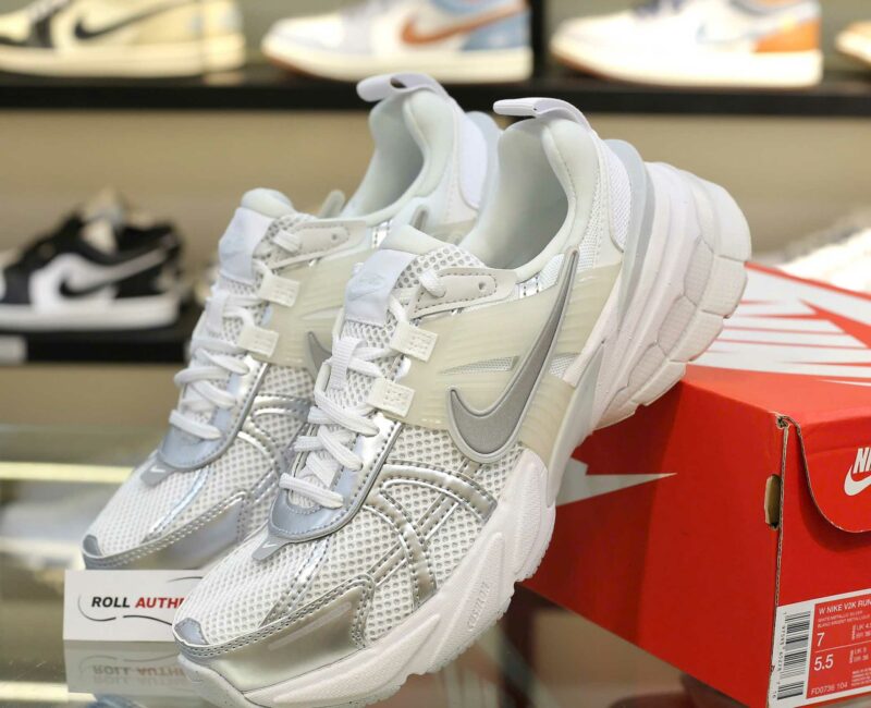 Giày Nike V2K Run 'Metallic Silver' Real