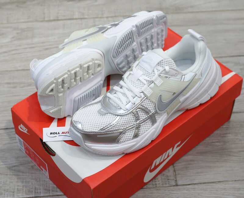 Giày Nike V2K Run 'Metallic Silver' Real
