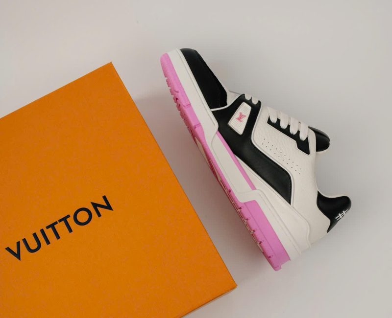 Giày Louis Vuitton LV Trainer #54 White Black Pink Best Quality