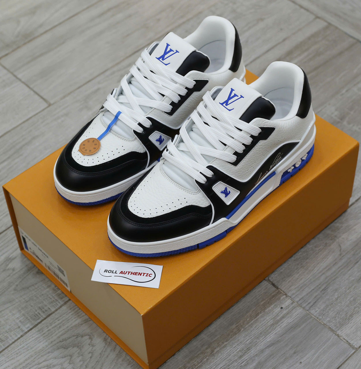 Giày Louis Vuitton LV Trainer #54 White Blue Black Best Quality