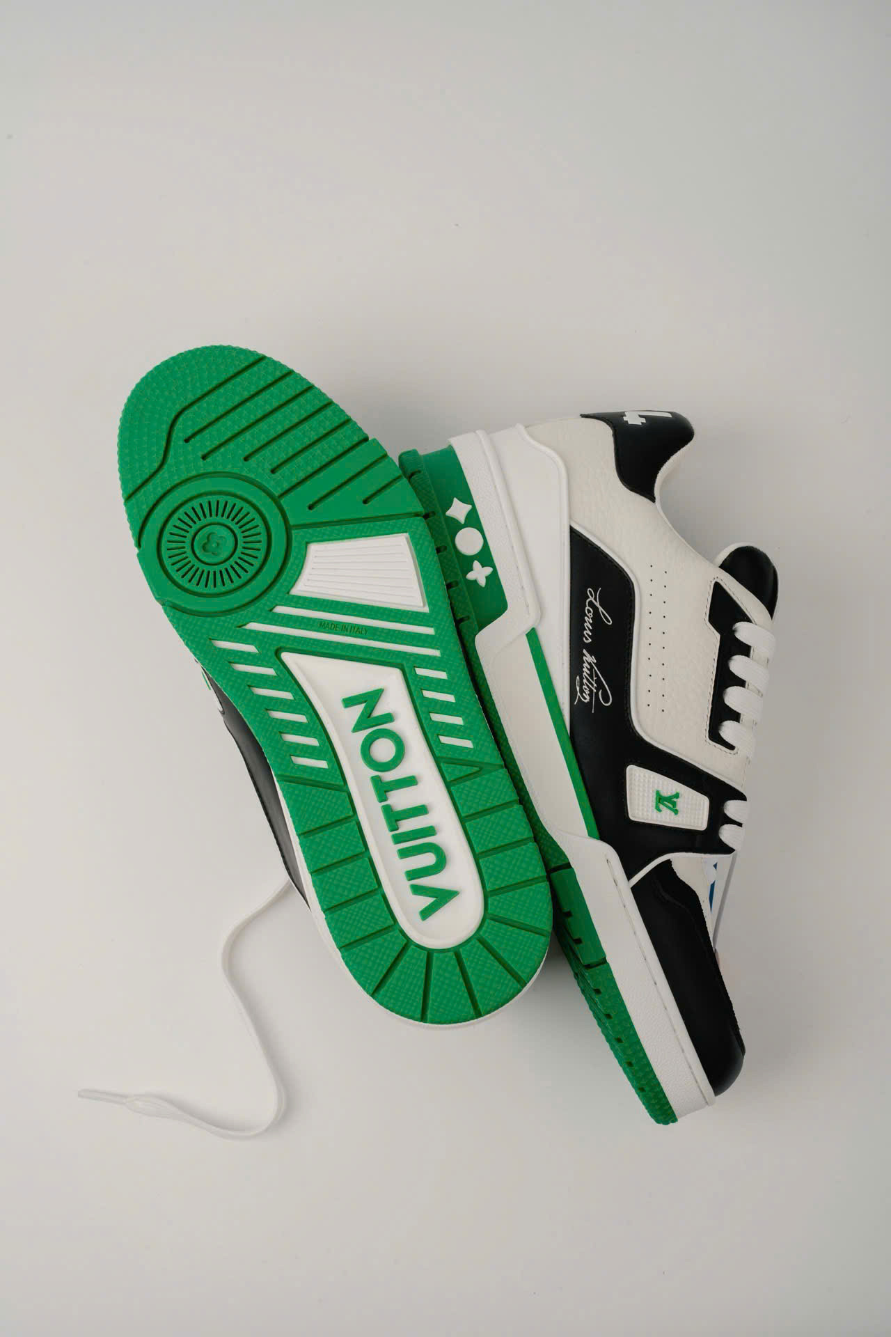 Giày Louis Vuitton LV Trainer #54 White Green Black Best Quality