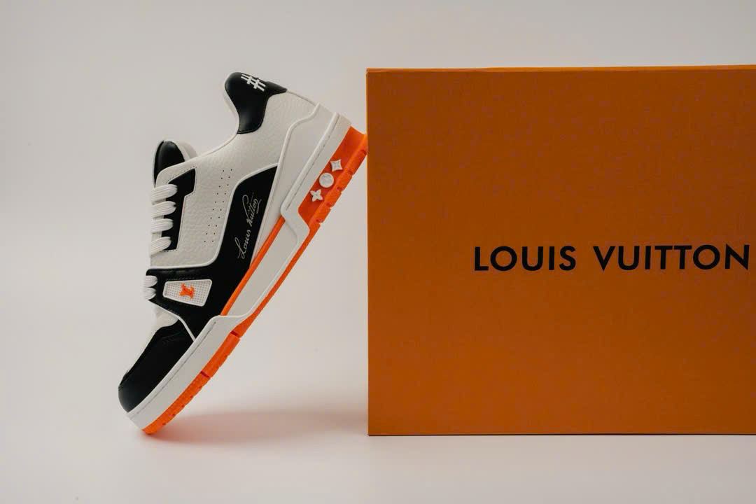 Giày Louis Vuitton LV Trainer #54 White Orange Black Best Quality