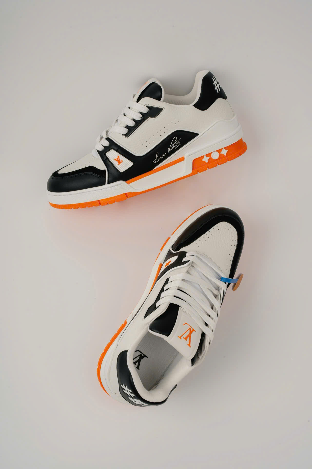 Giày Louis Vuitton LV Trainer #54 White Orange Black Best Quality